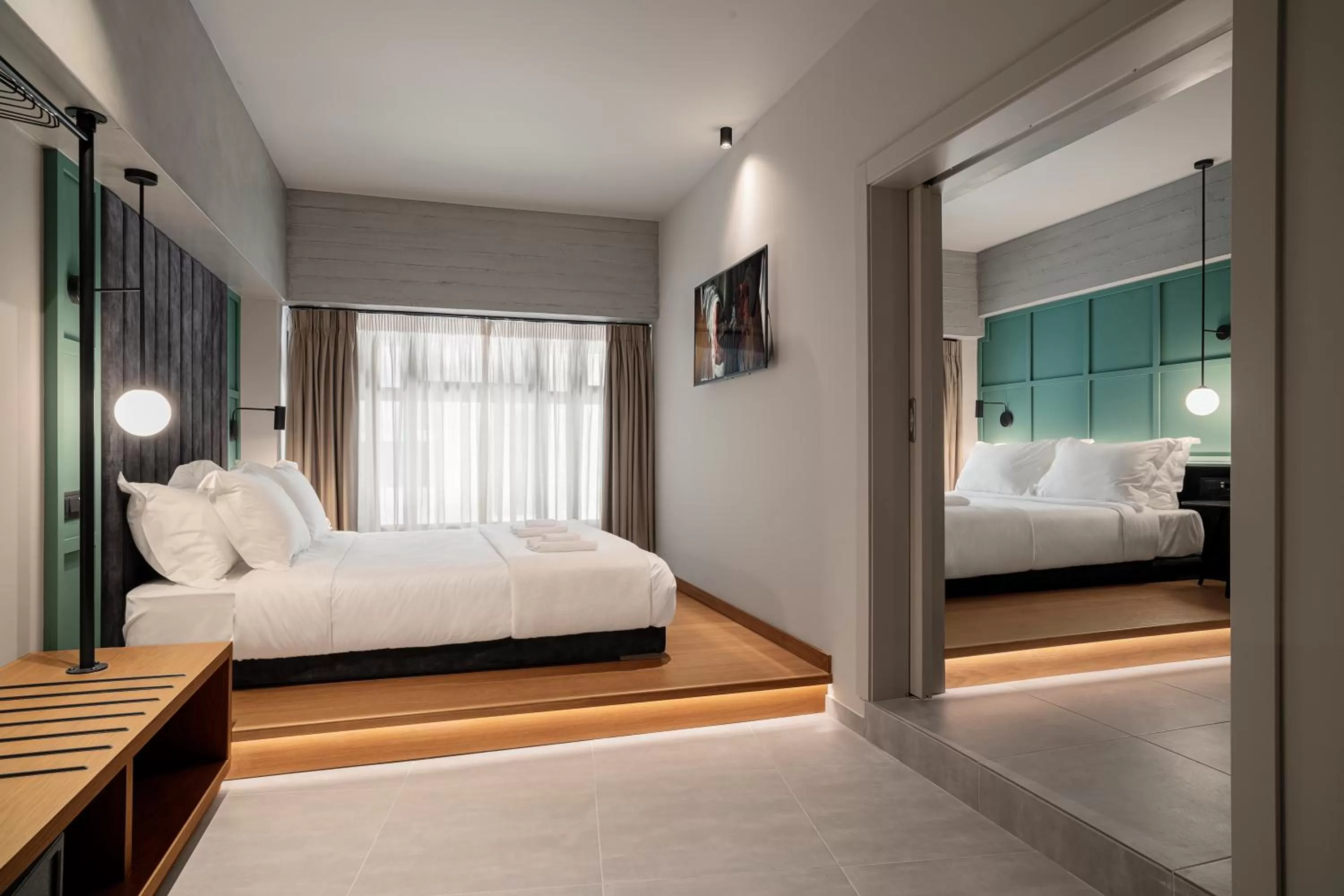 Bed in Bob W Athens Akadimia