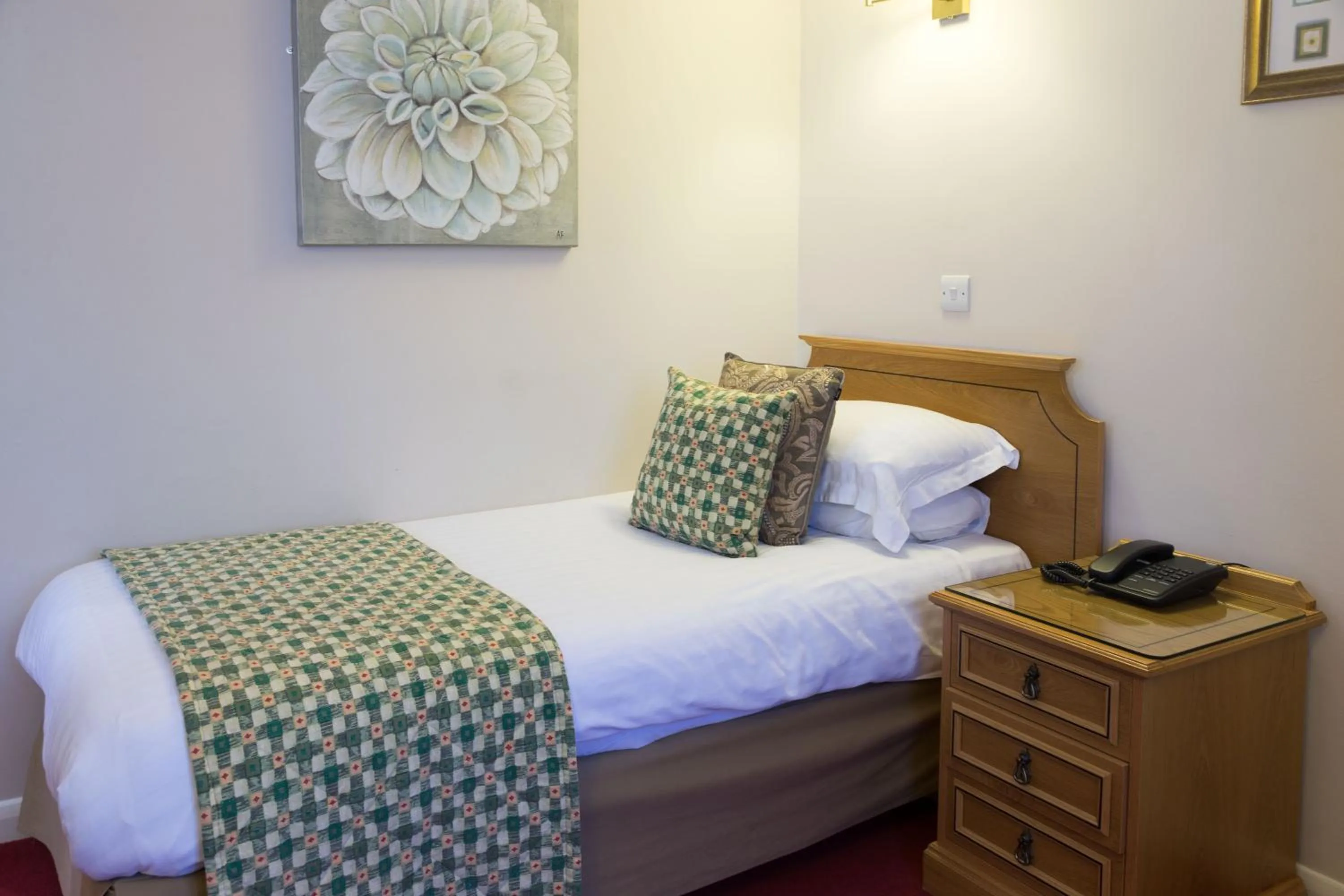 Bedroom, Bed in Best Western Sysonby Knoll Hotel