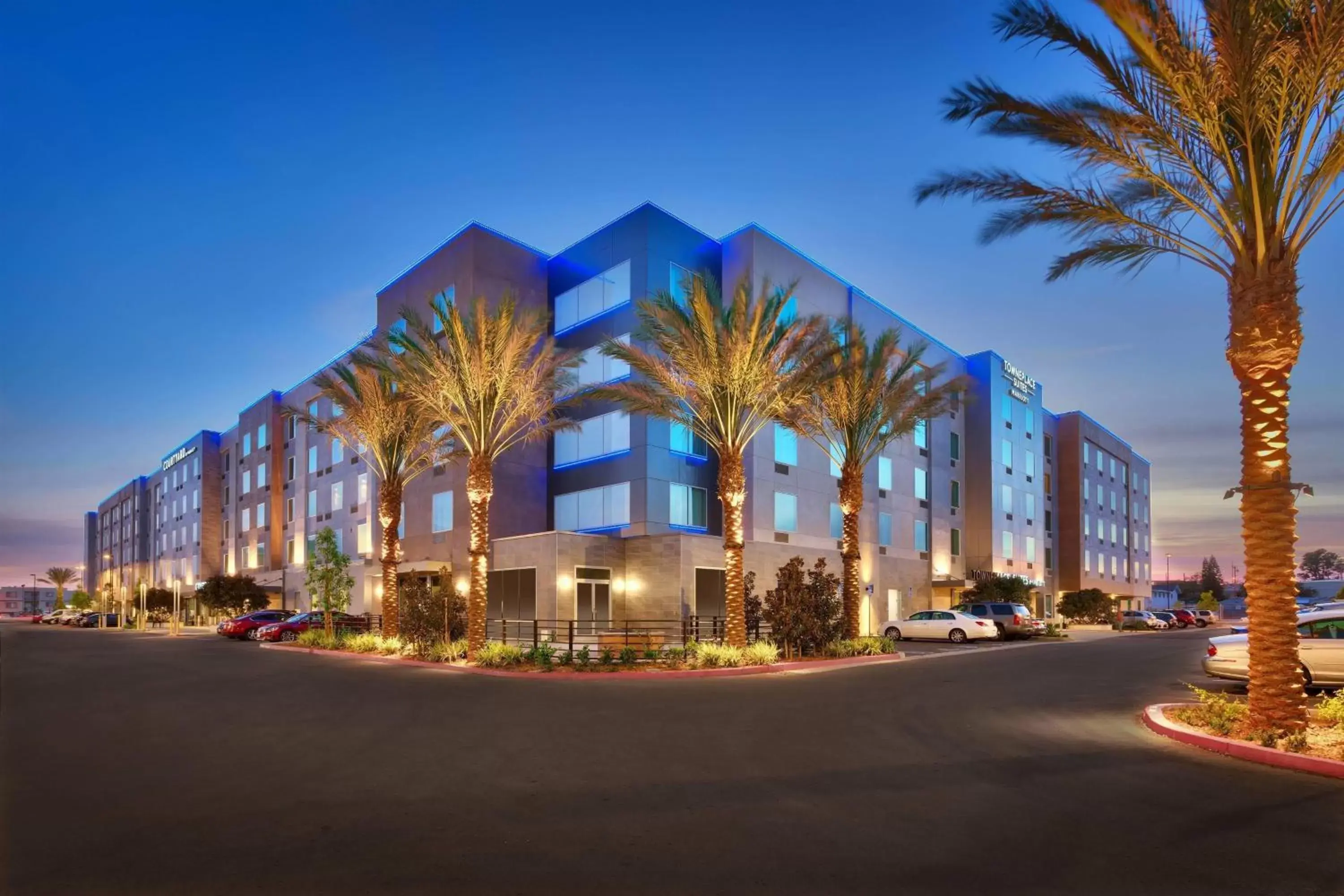 Property Building in TownePlace Suites by Marriott Los Angeles LAX/Hawthorne