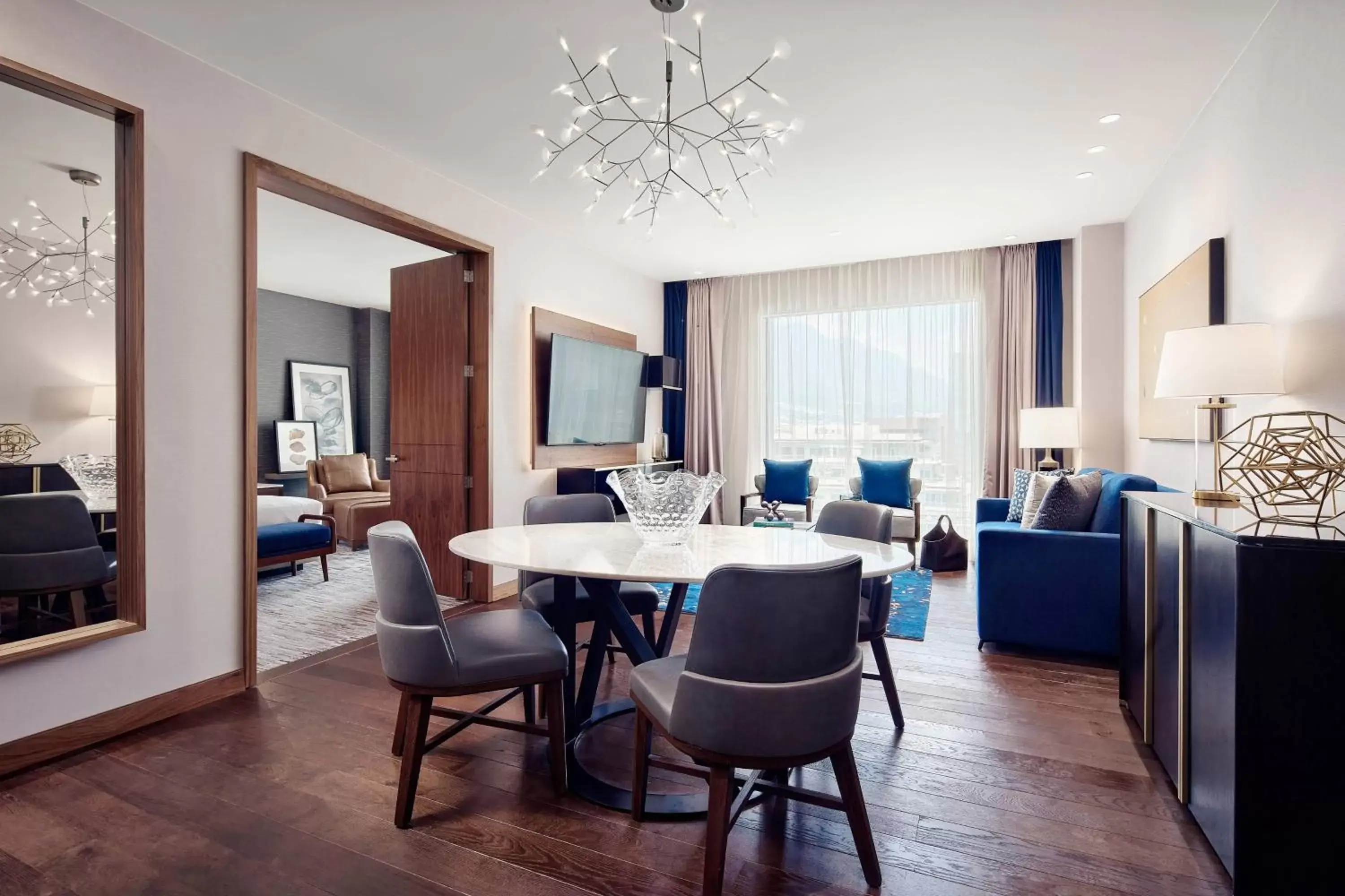 Living room, Dining Area in JW Marriott Hotel Monterrey Valle