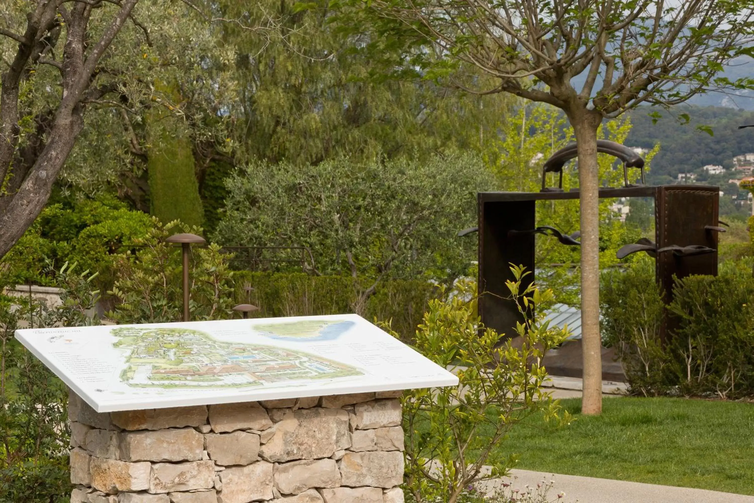 Garden in Domaine du Mas De Pierre