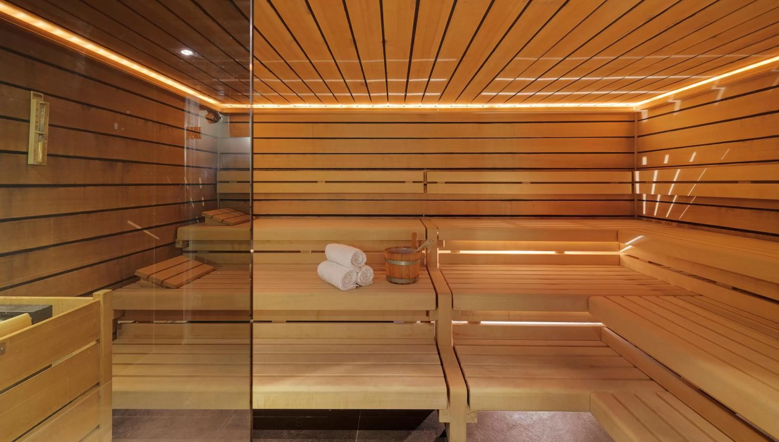 Sauna in Morosani Posthotel