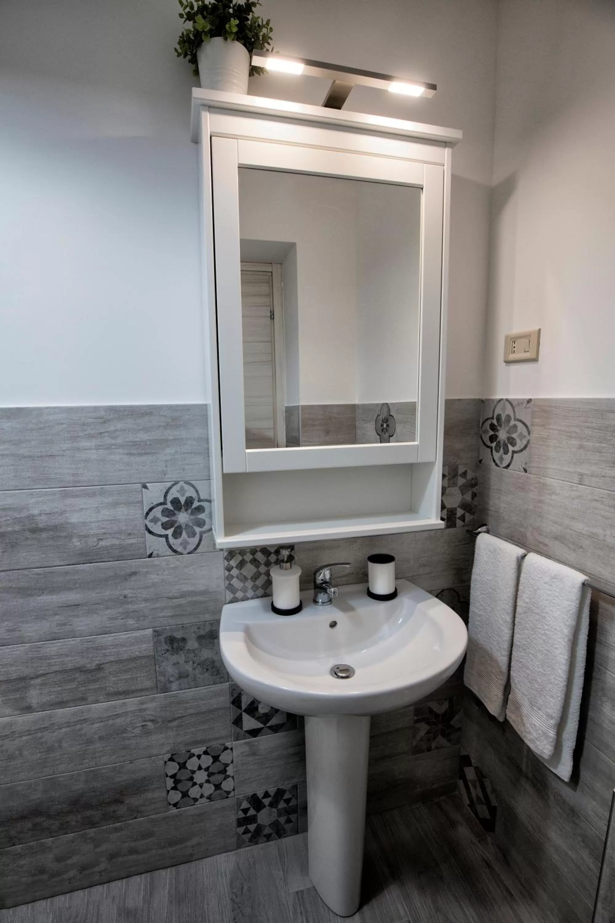 Bathroom in GARDEN HOUSE: APARTMENTS AND ROOMS FOR HOLIDAYS