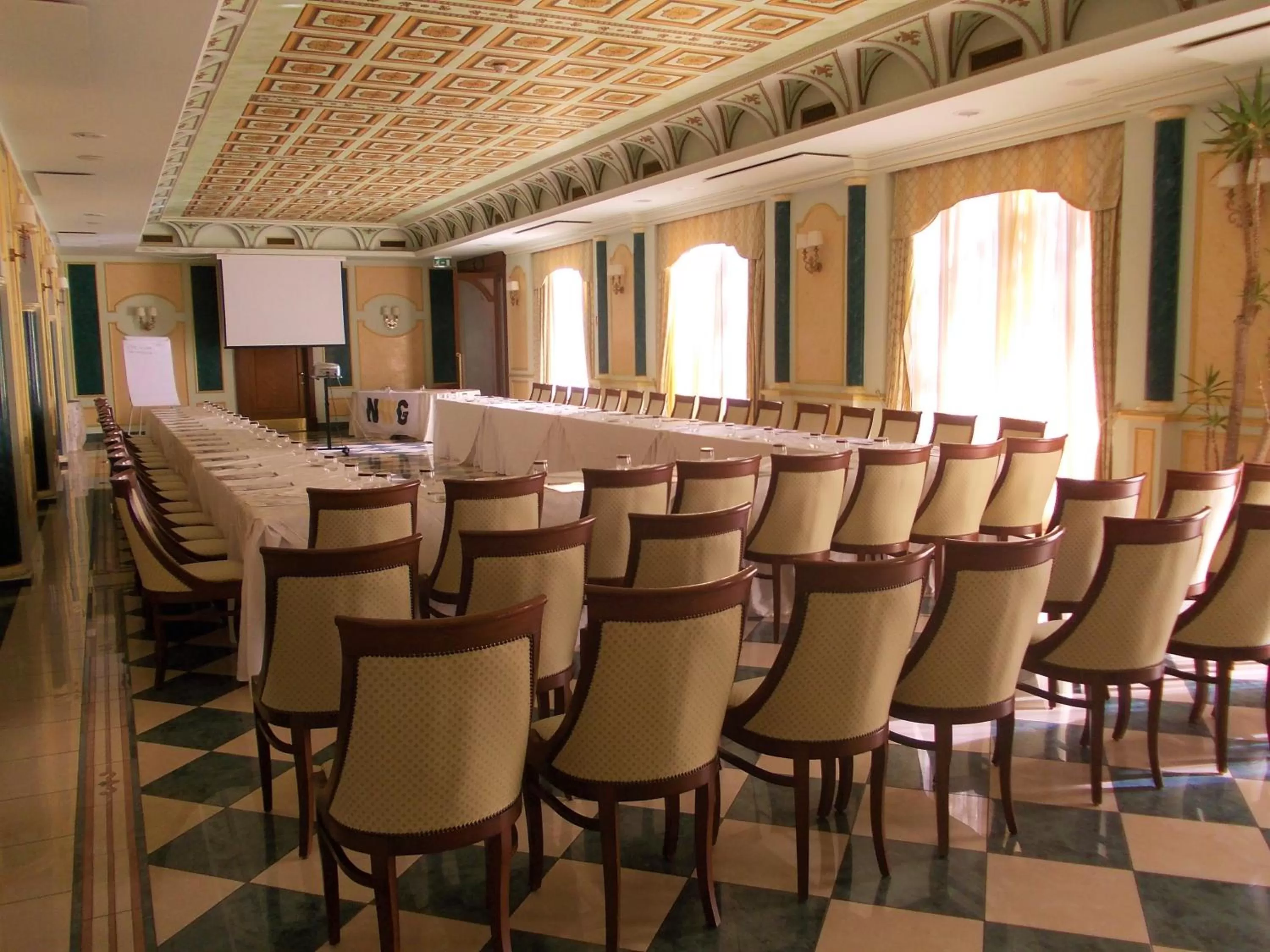 Business facilities in Parco dei Principi Hotel - Wedding & Events