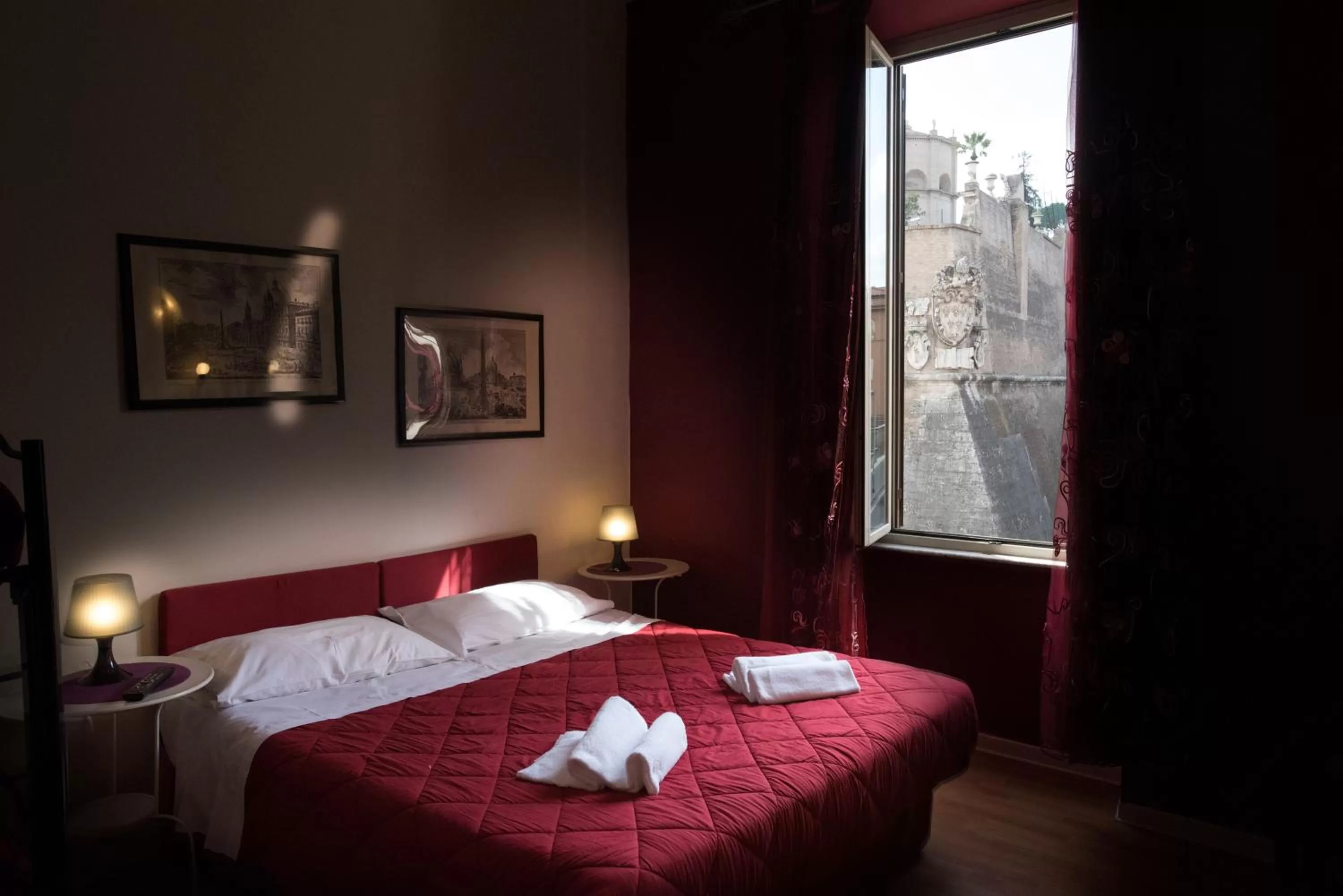 Bedroom, Bed in Quo Vadis Roma 2