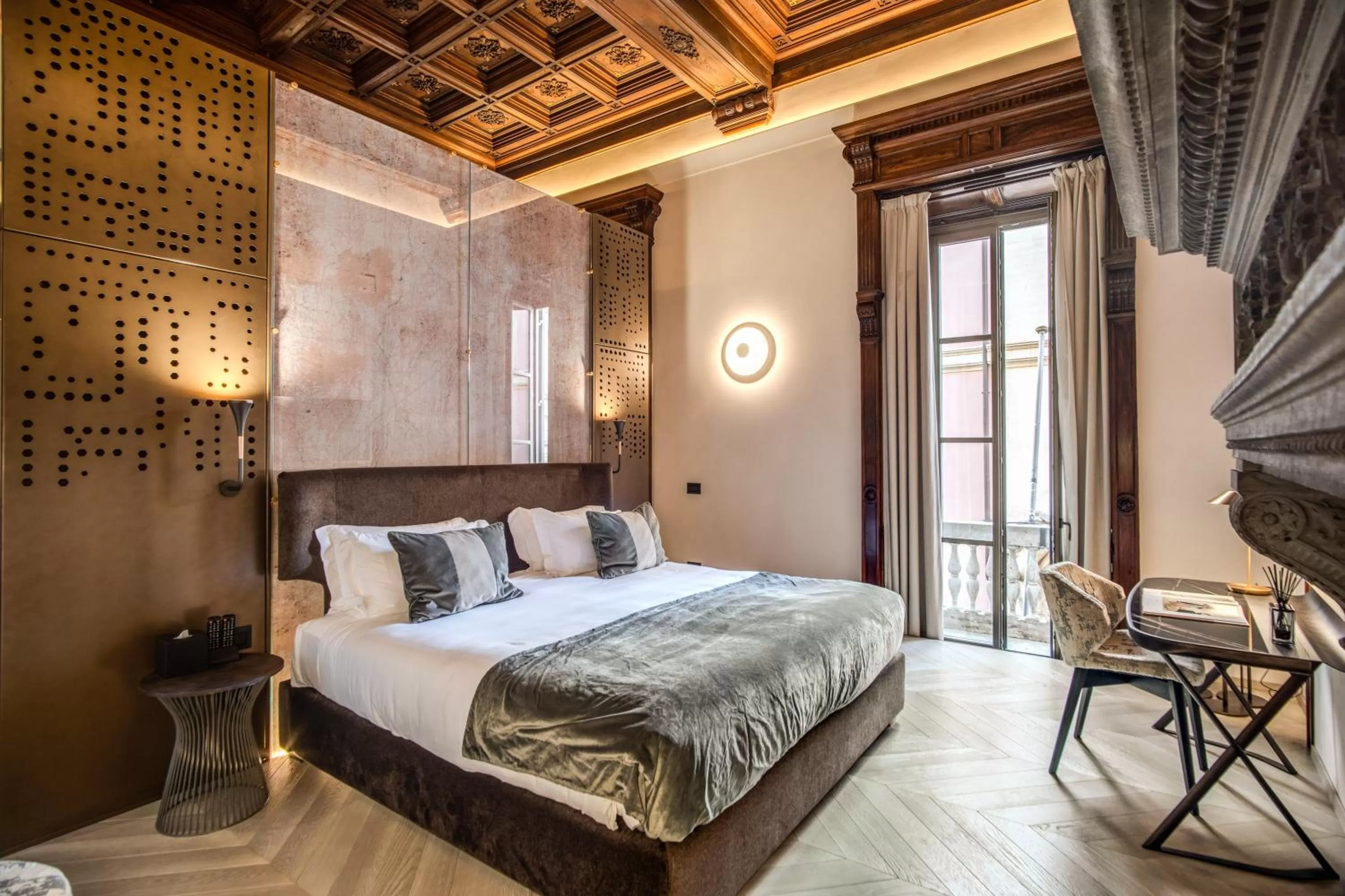 Bed in Martius Private Suites Hotel