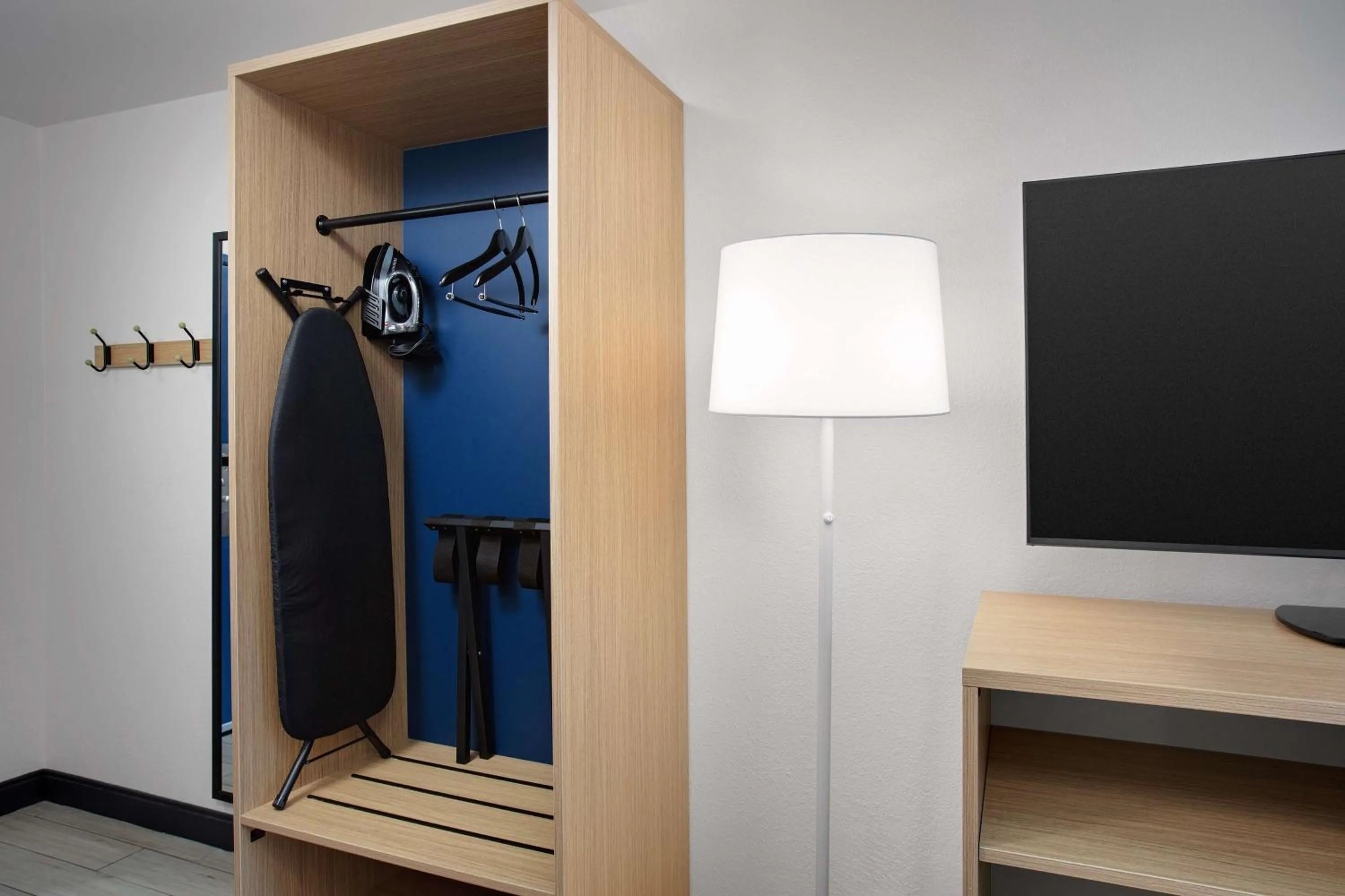 Photo of the whole room, TV/Entertainment Center in Days Inn by Wyndham Atlanta Marietta Galleria