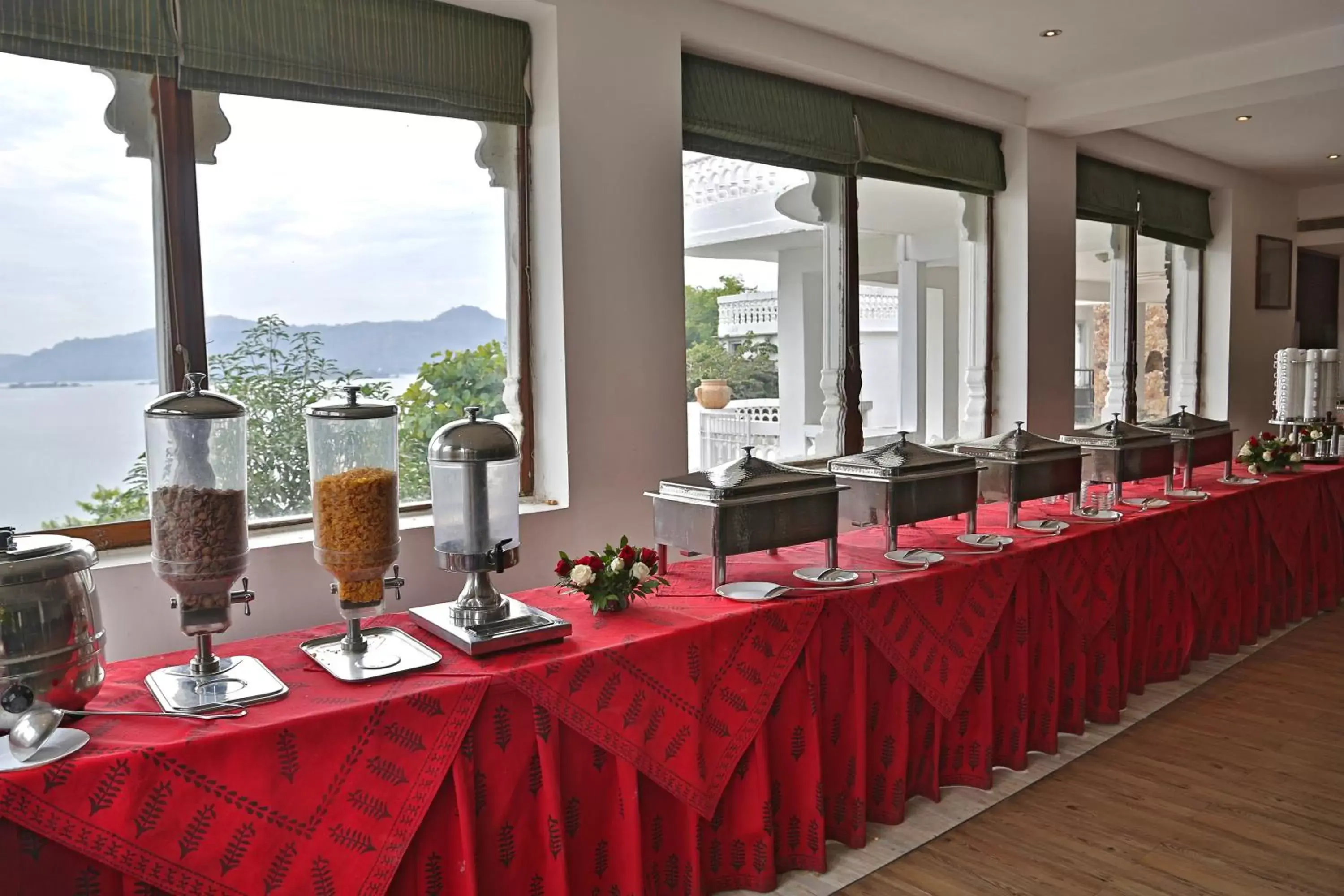 Dining area in Jaisamand Island Resort