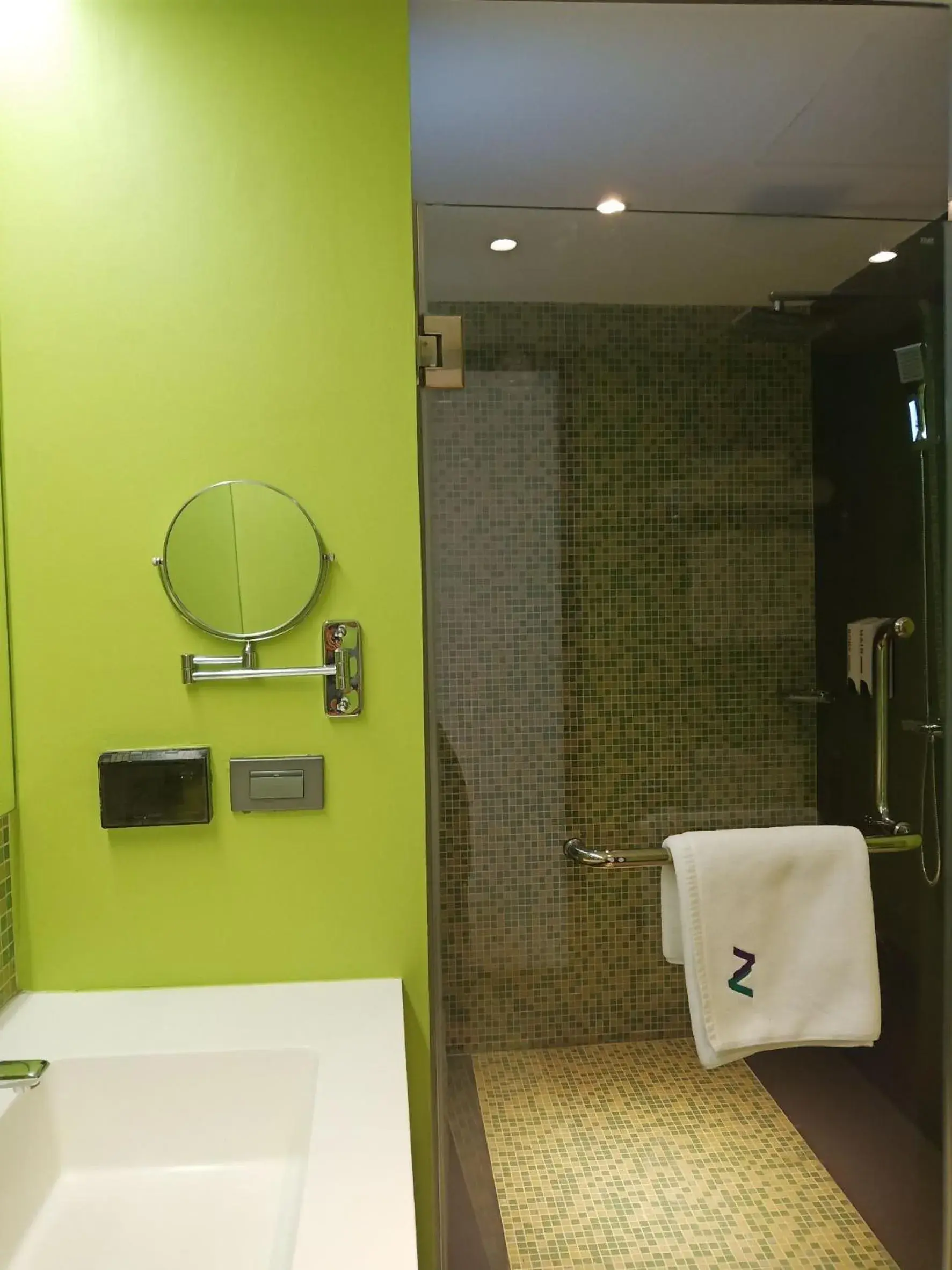 Bathroom in Bizotel Premier Hotel & Residence