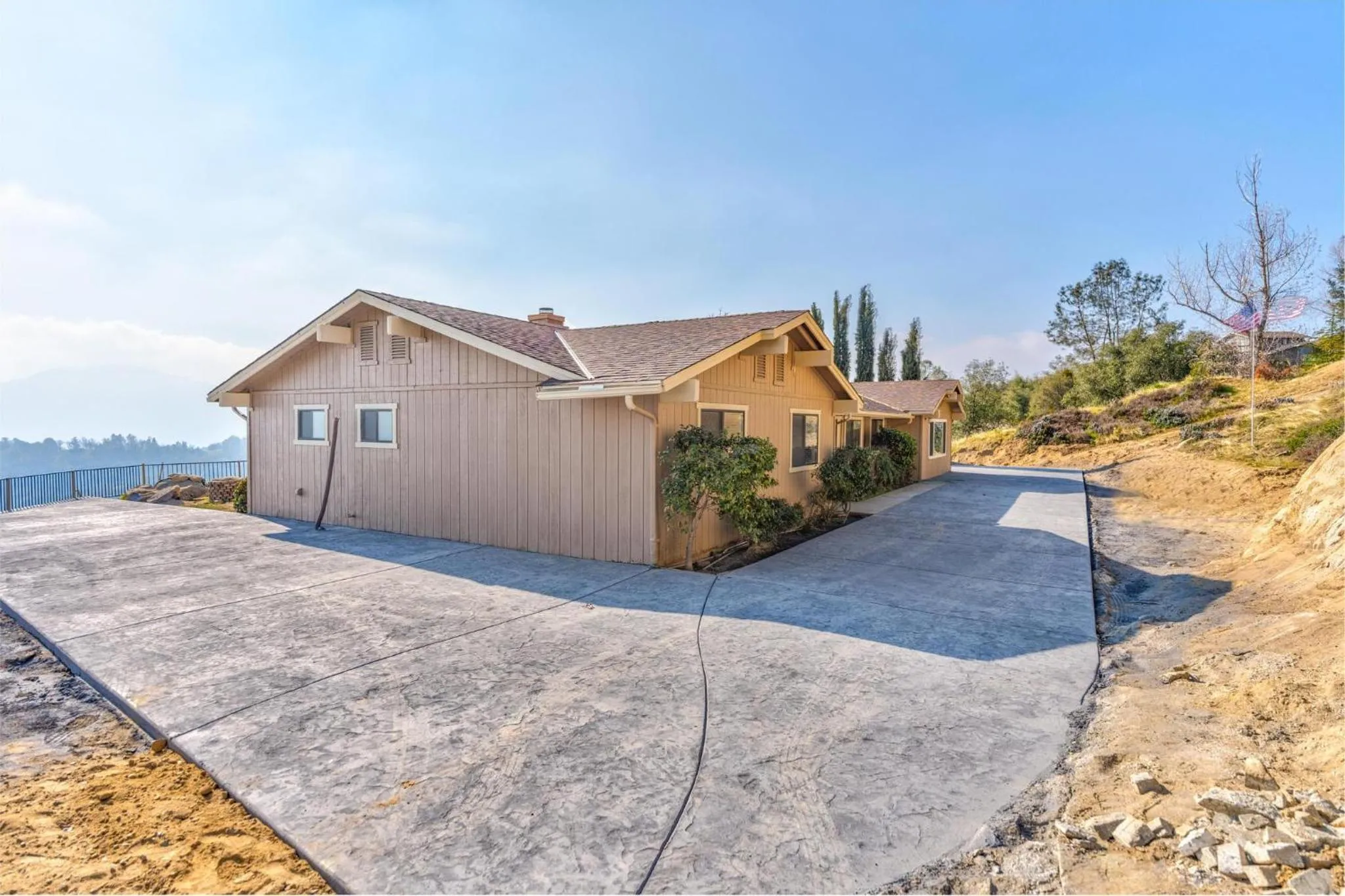 Mountain Trail Lodge and Vacation Rentals