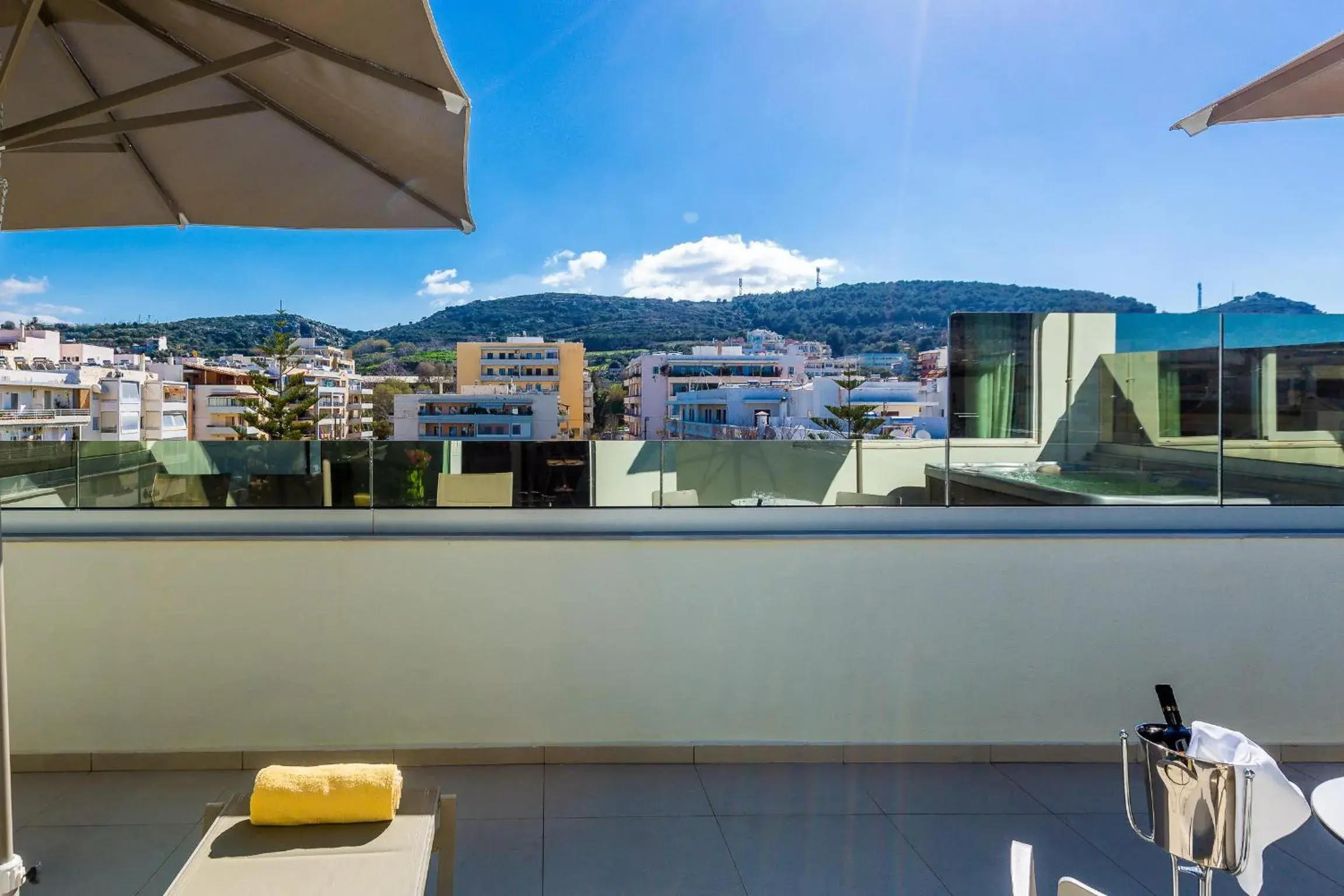 Balcony/Terrace in Atrium Ambiance Hotel