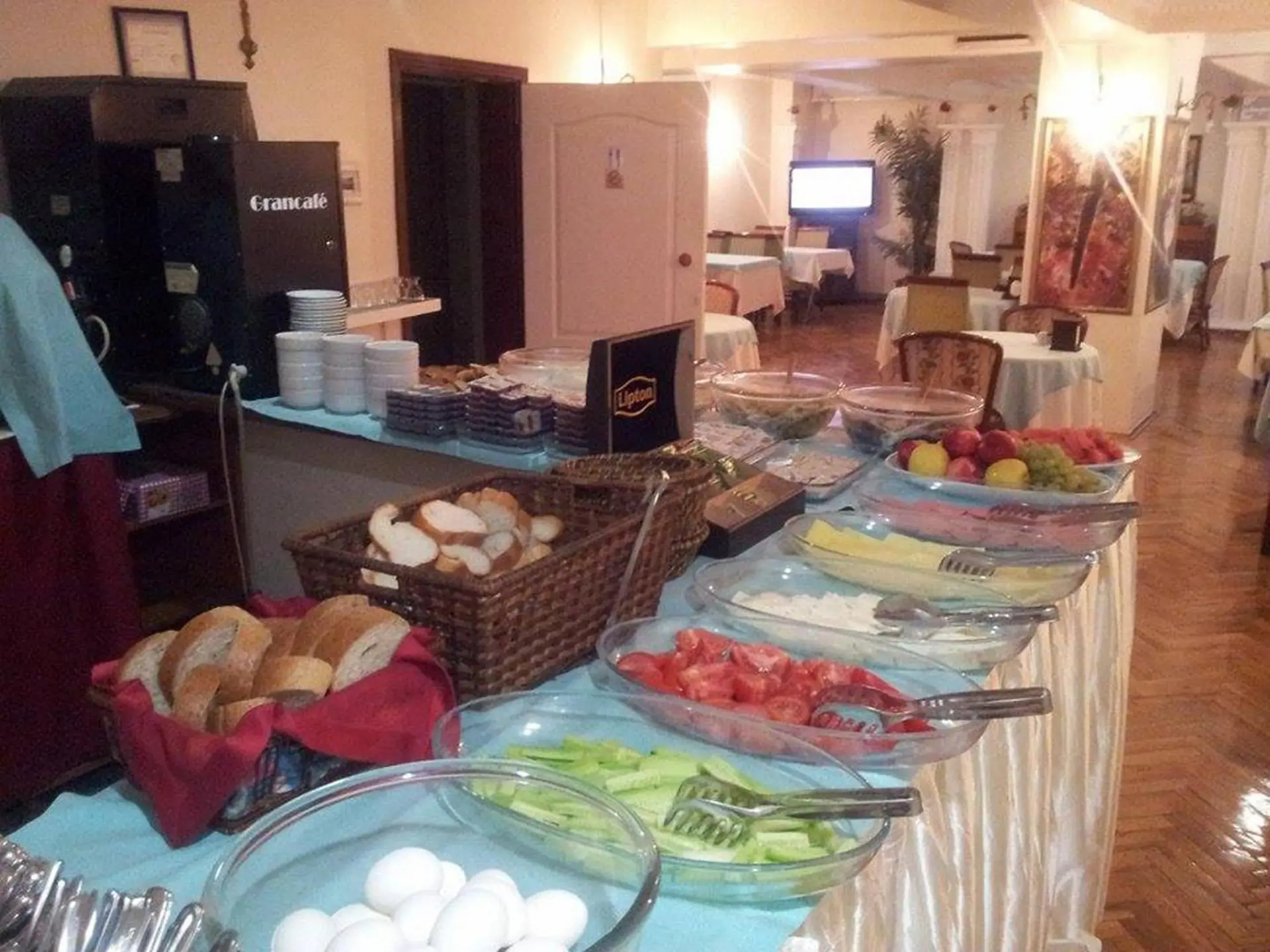 Food in Hotel Grand Mark Food in Hotel Grand Mark