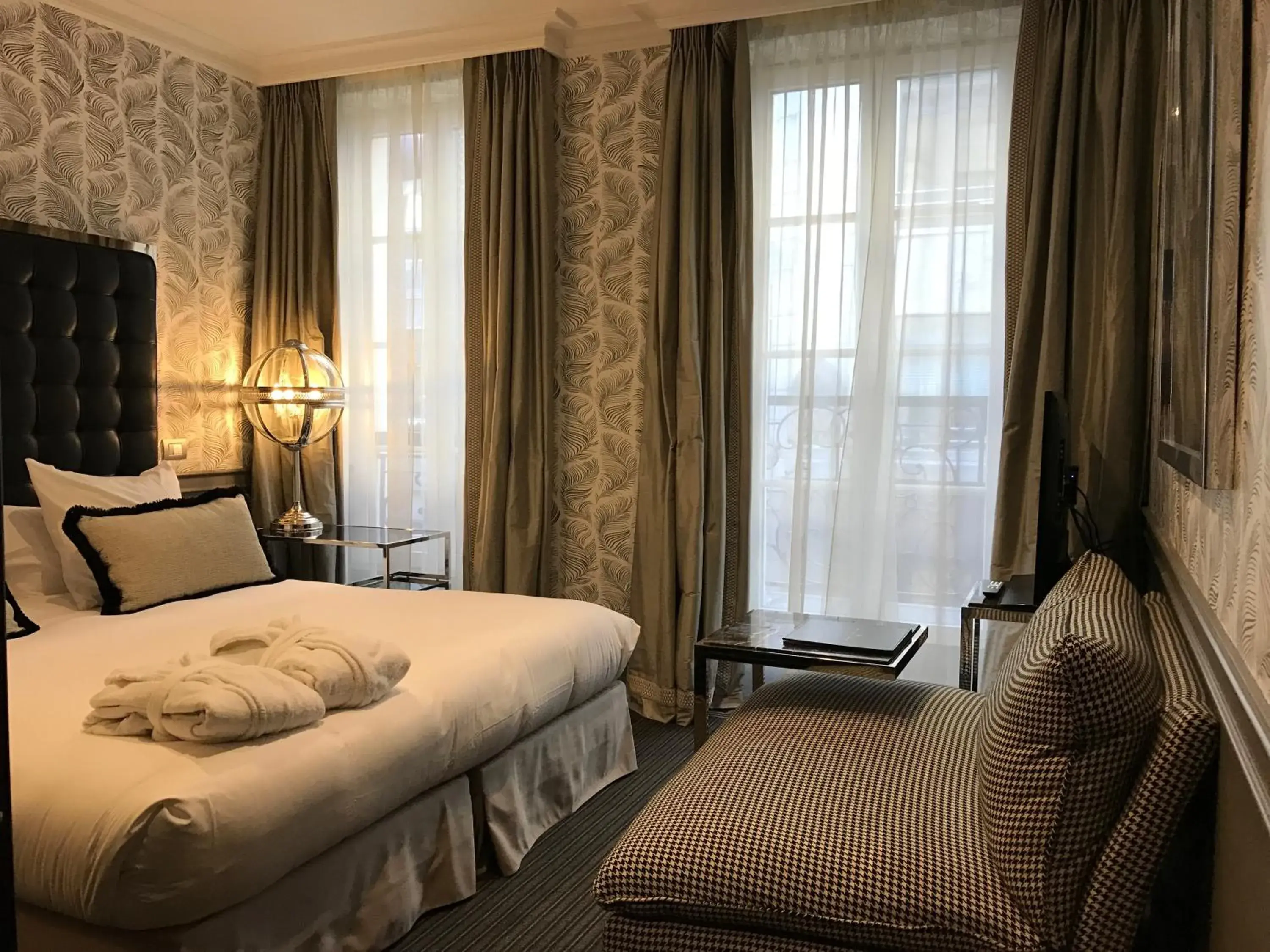 Bedroom, Bed in Hotel George Washington
