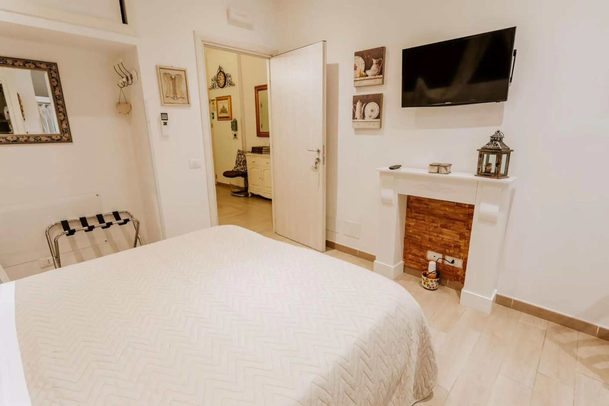 Bed in Vatican Boutique inn