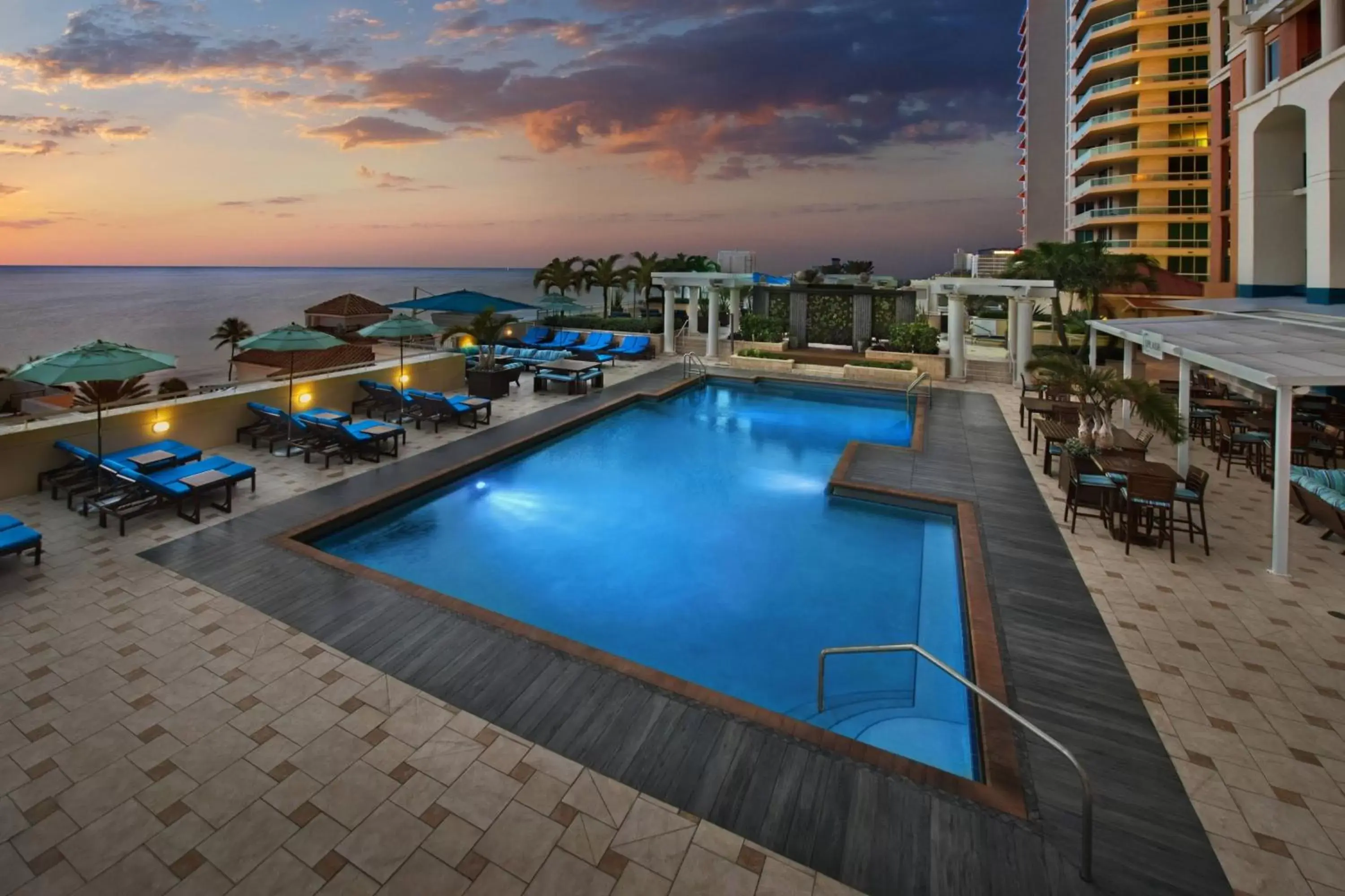 Swimming Pool in Marriott's BeachPlace Towers