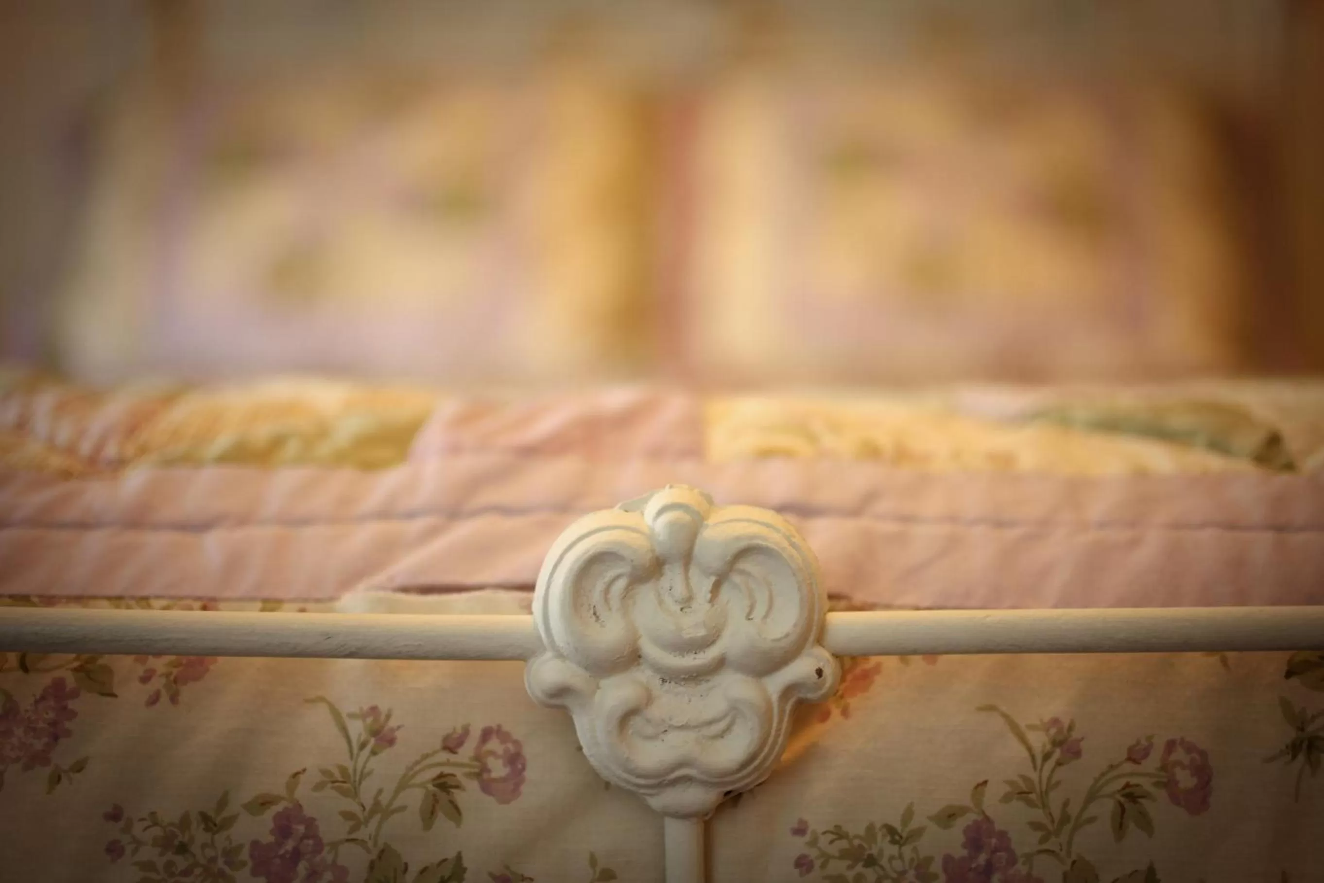 Decorative detail, Bed in Hotel Charlotte