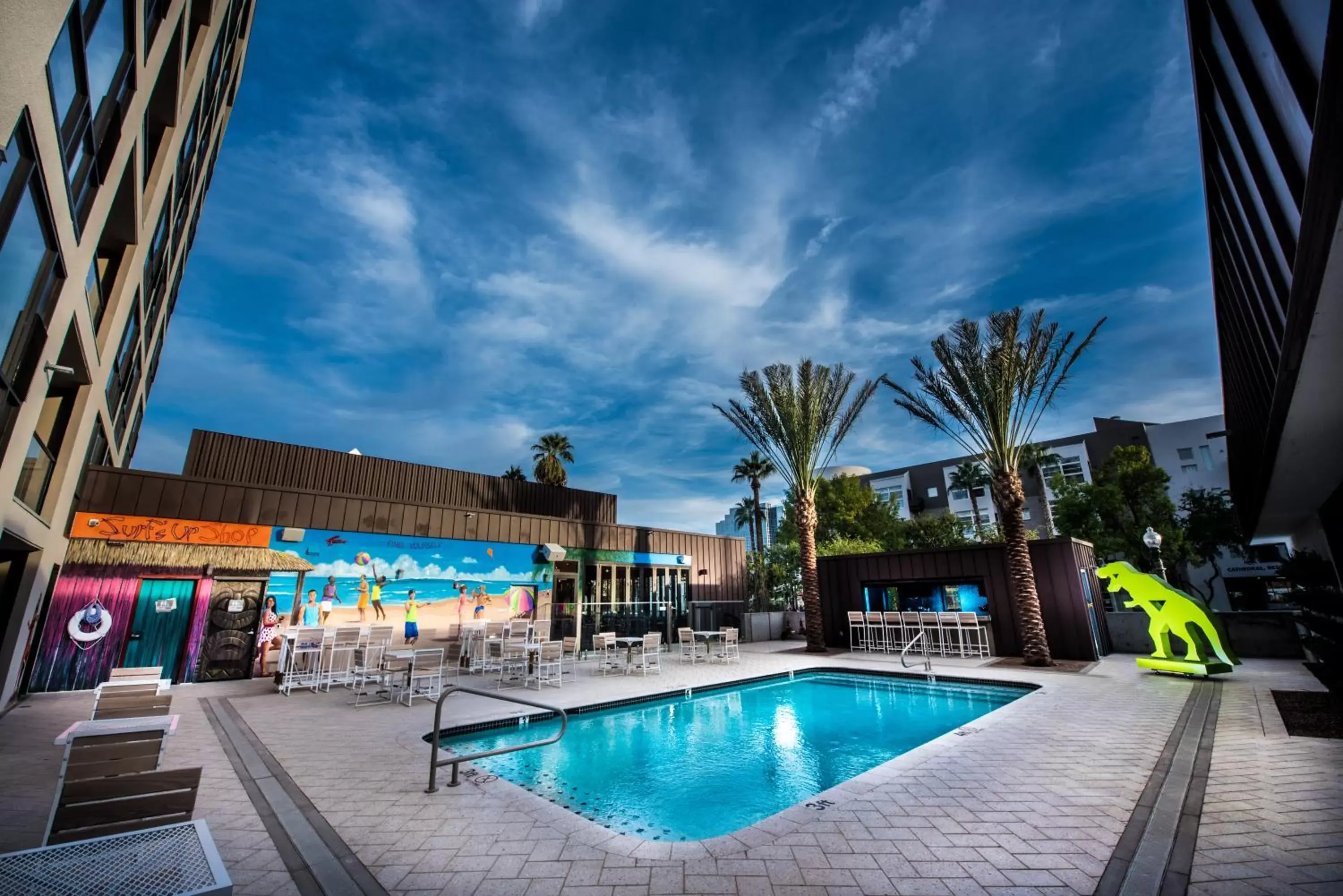 Swimming pool in Found Re Phoenix Swimming pool in Found Re Phoenix