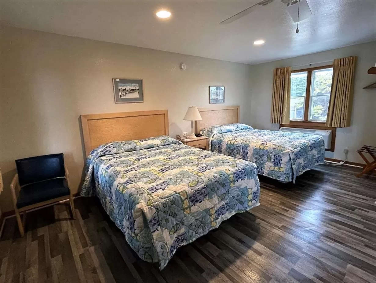 Bed in Pony Island Inn