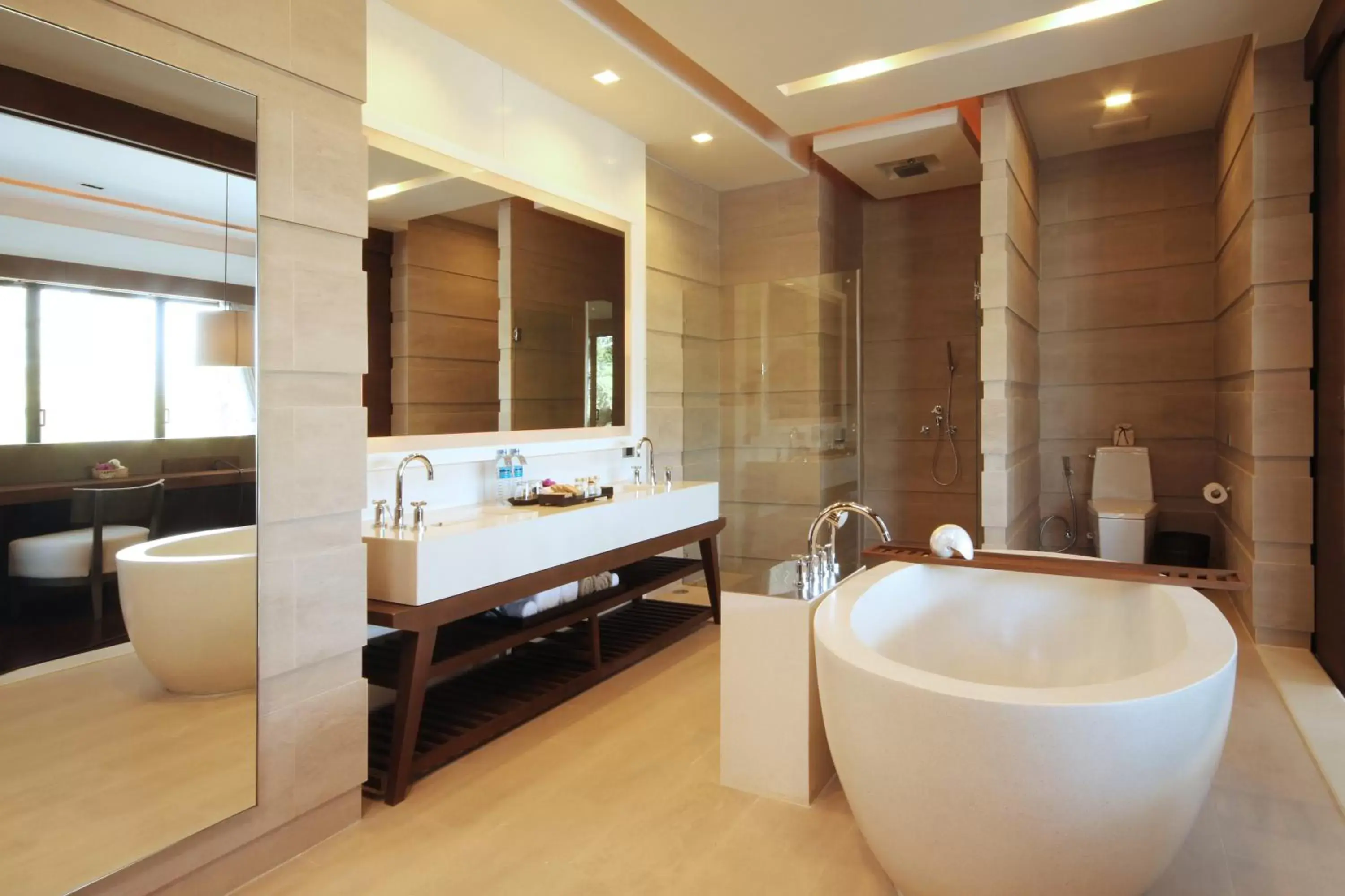 Shower, Bathroom in Cape Nidhra Hotel - SHA Extra Plus