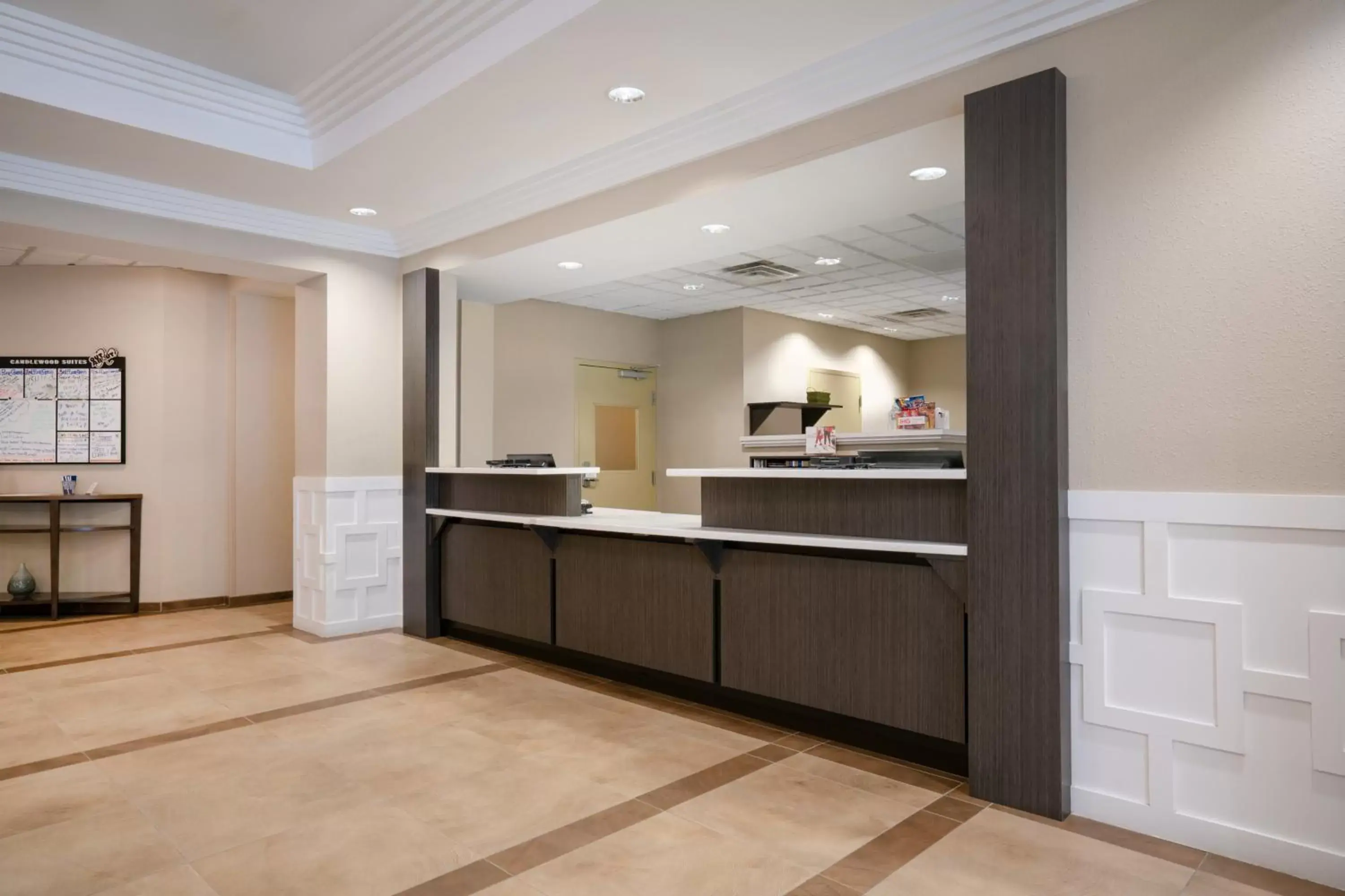 Property building, Lobby/Reception in Candlewood Suites Arundel Mills / BWI Airport, an IHG Hotel