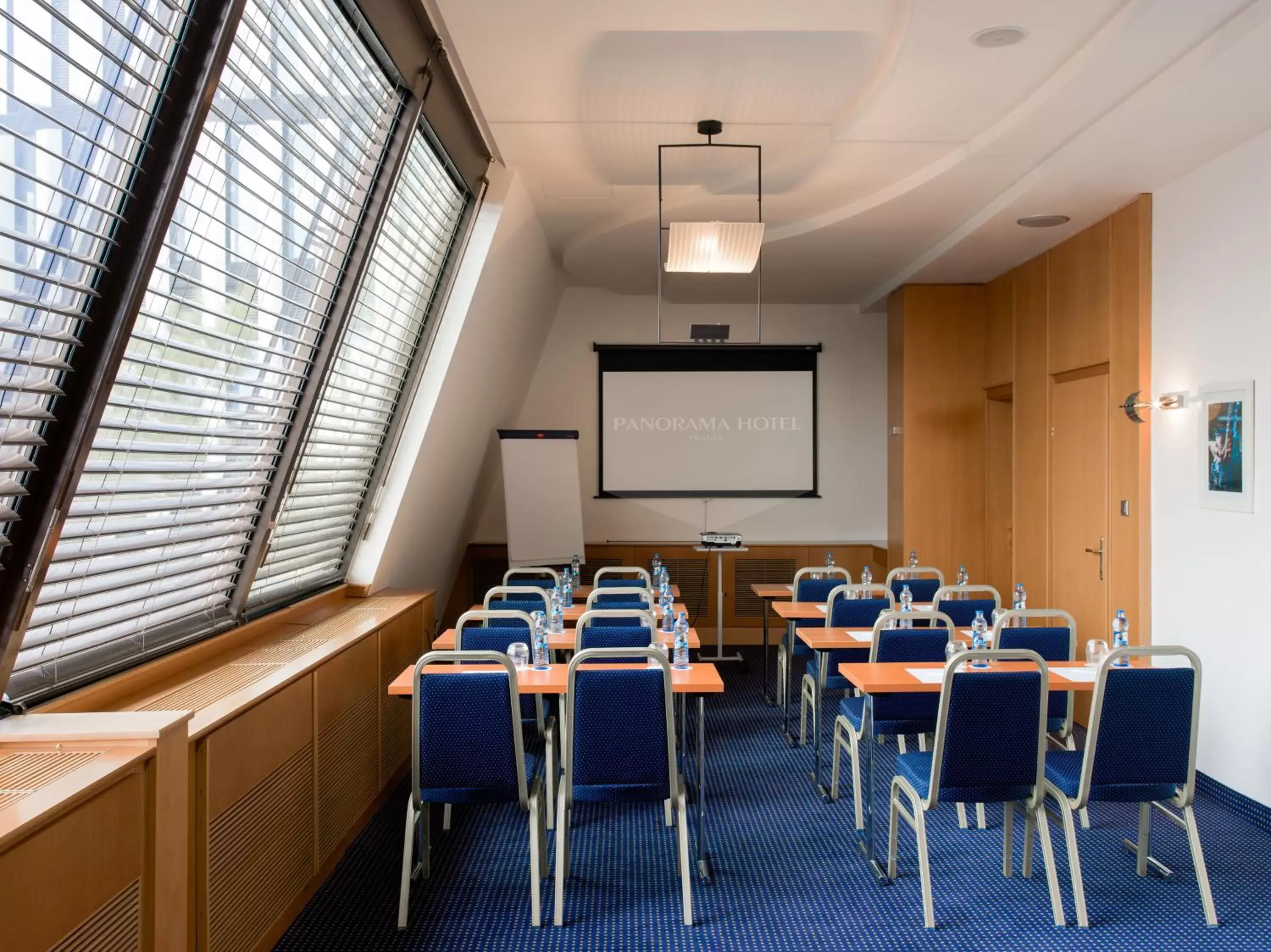 Business facilities in Panorama Hotel Prague