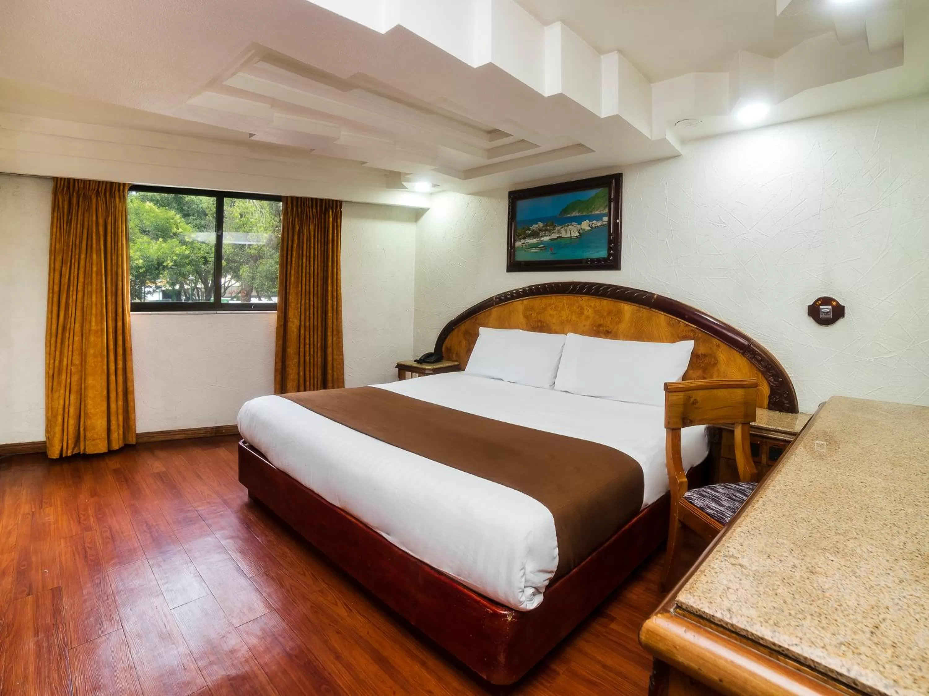 Bedroom, Bed in Hotel Normandie