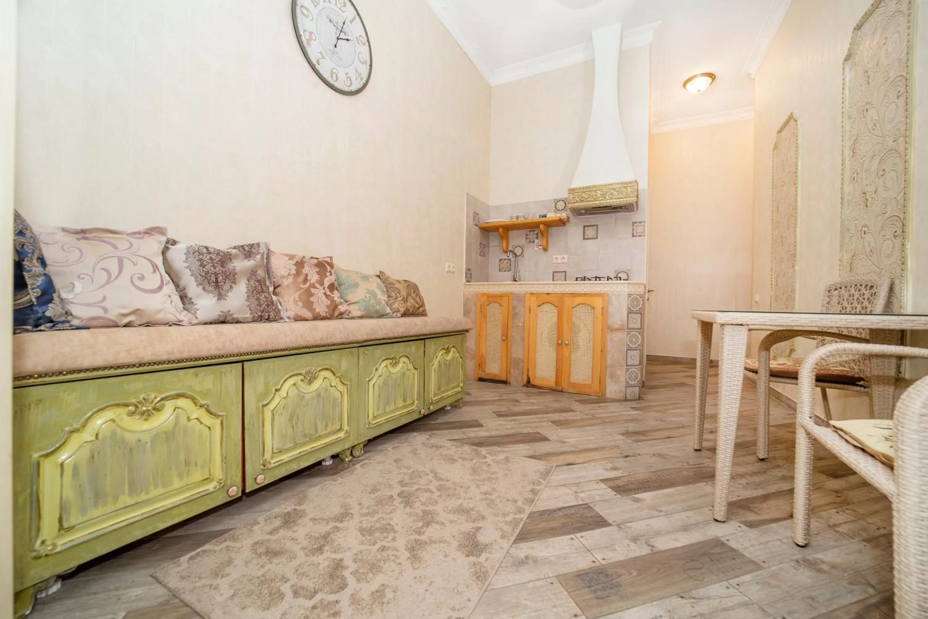 Kitchen or kitchenette in Old Tbilisi Apart-Hotel