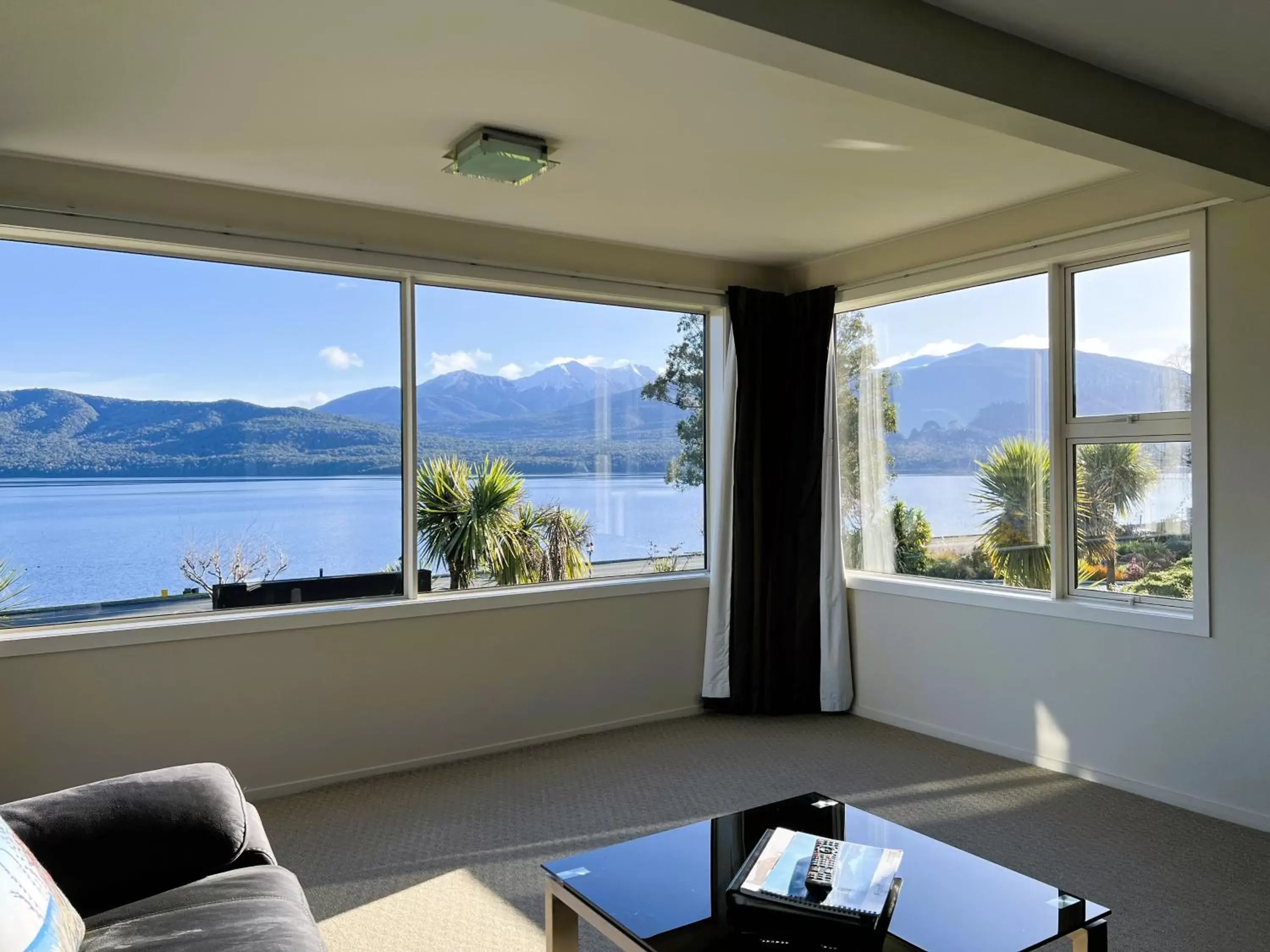 View (from property/room), Mountain View in Fiordland Lakeview Motel and Apartments