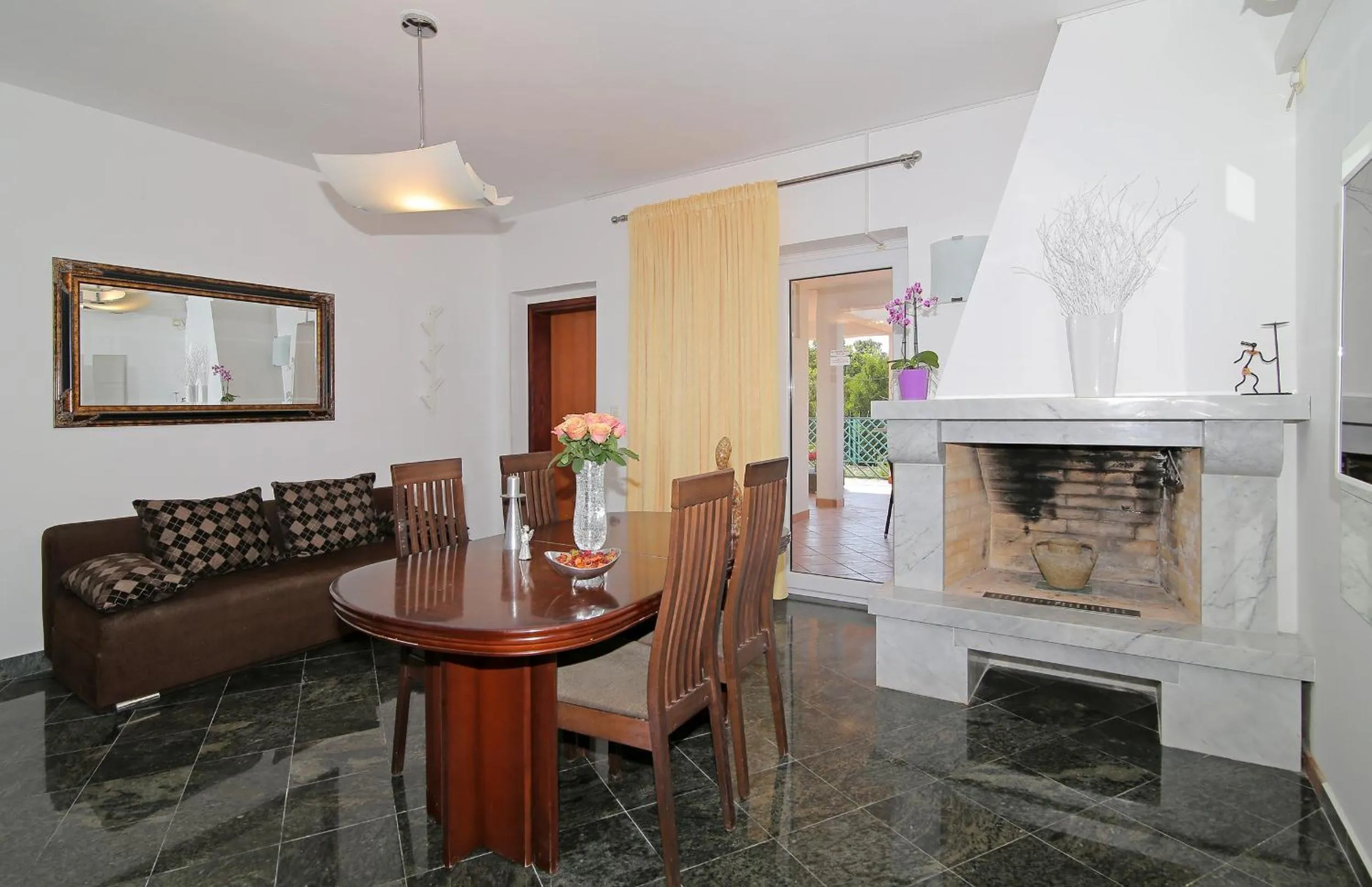Living room in Villa Antea Apartments with Free Parking