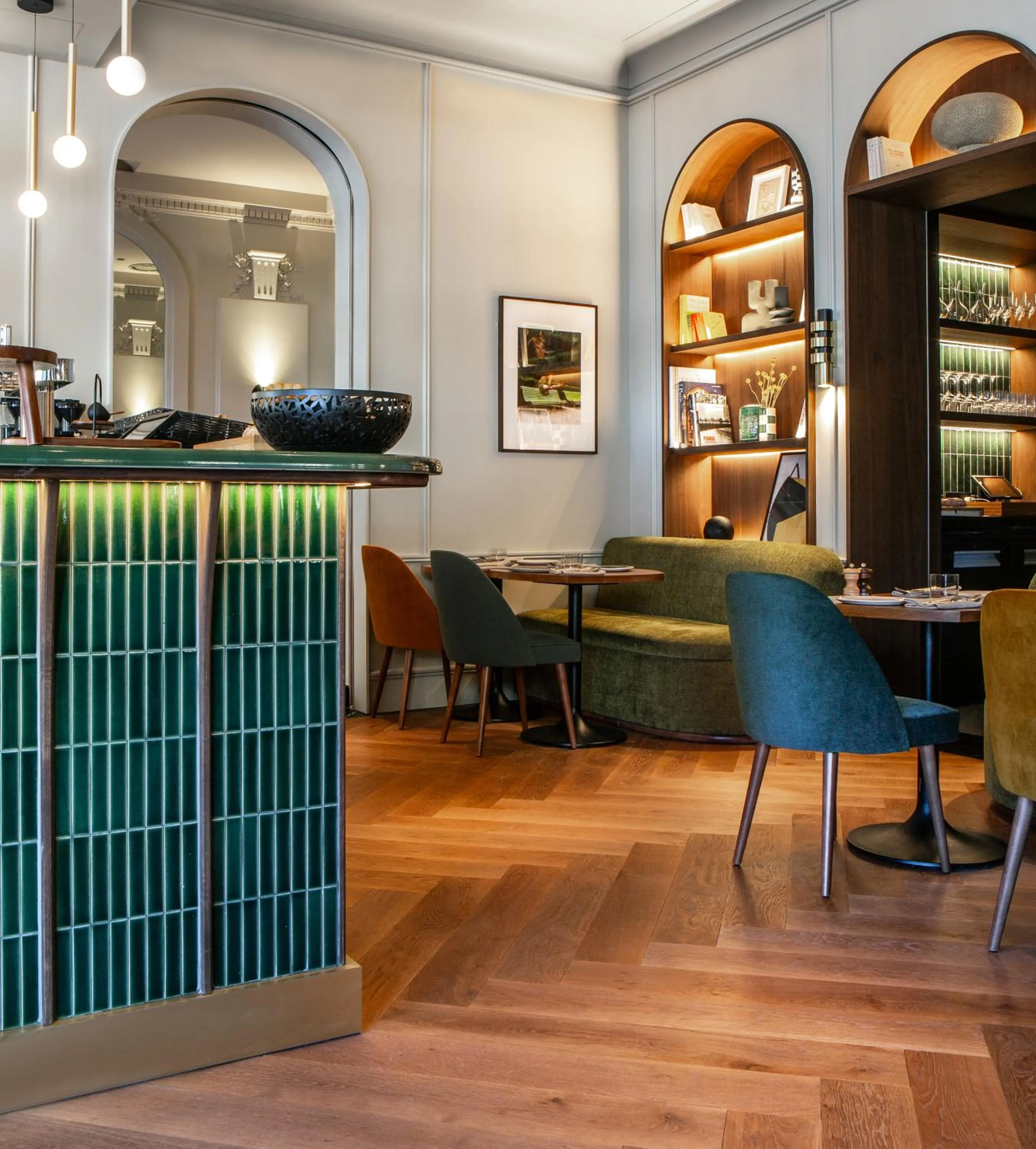 Restaurant/places to eat, Lounge/Bar in ibis Styles Paris Gare du Nord TGV