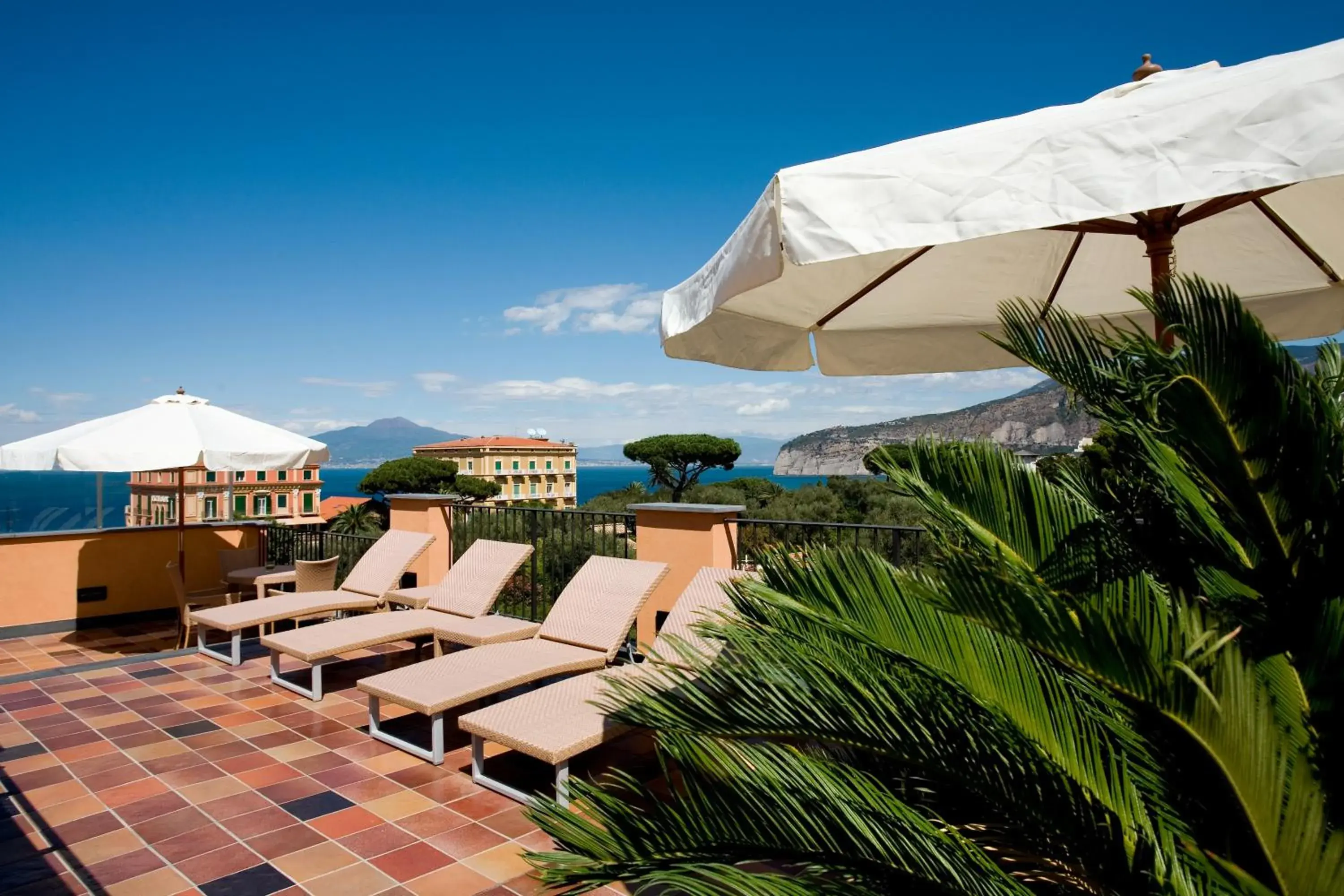 Balcony/Terrace, Swimming Pool in Hotel Palazzo Guardati