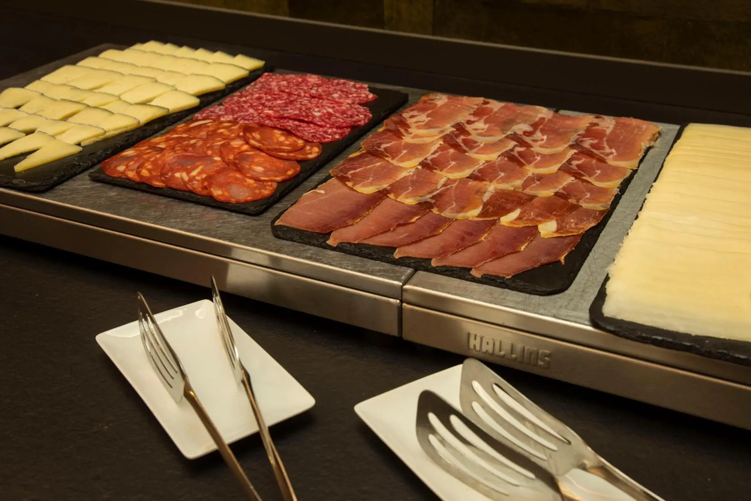 Buffet breakfast in Hotel Lux Santiago