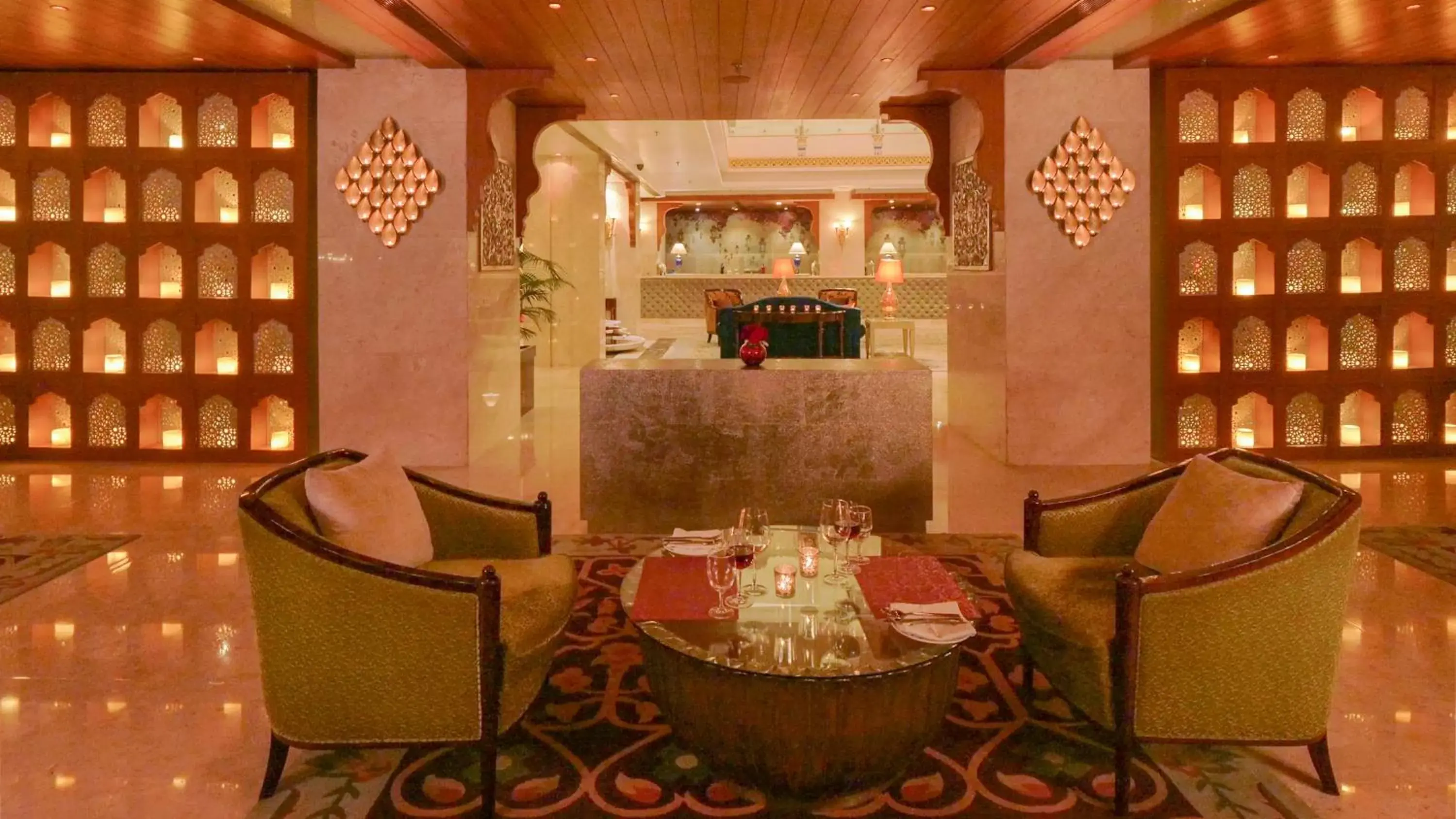 Restaurant/places to eat in Radisson Blu Udaipur Palace Resort & Spa