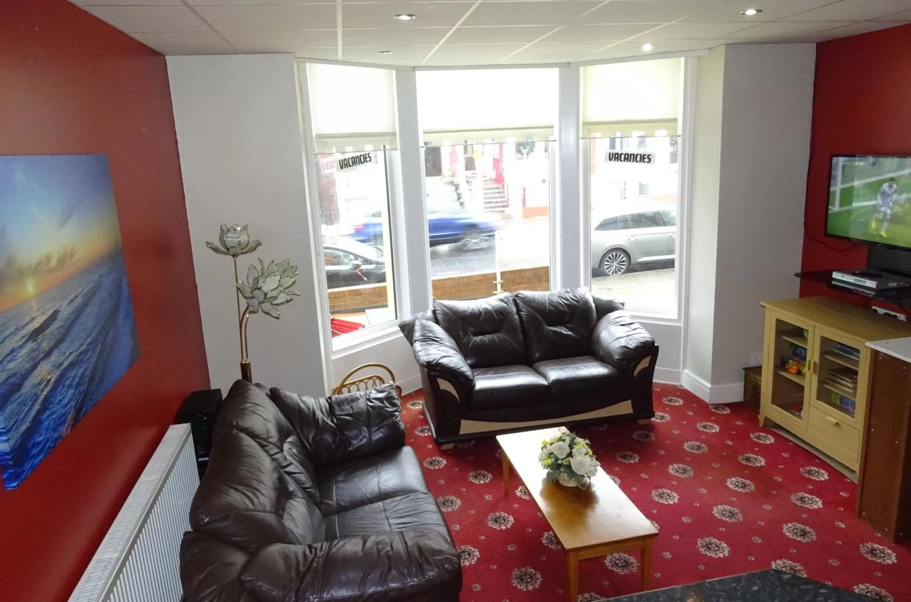 Communal lounge/ TV room, Lounge/Bar in The Belvedere