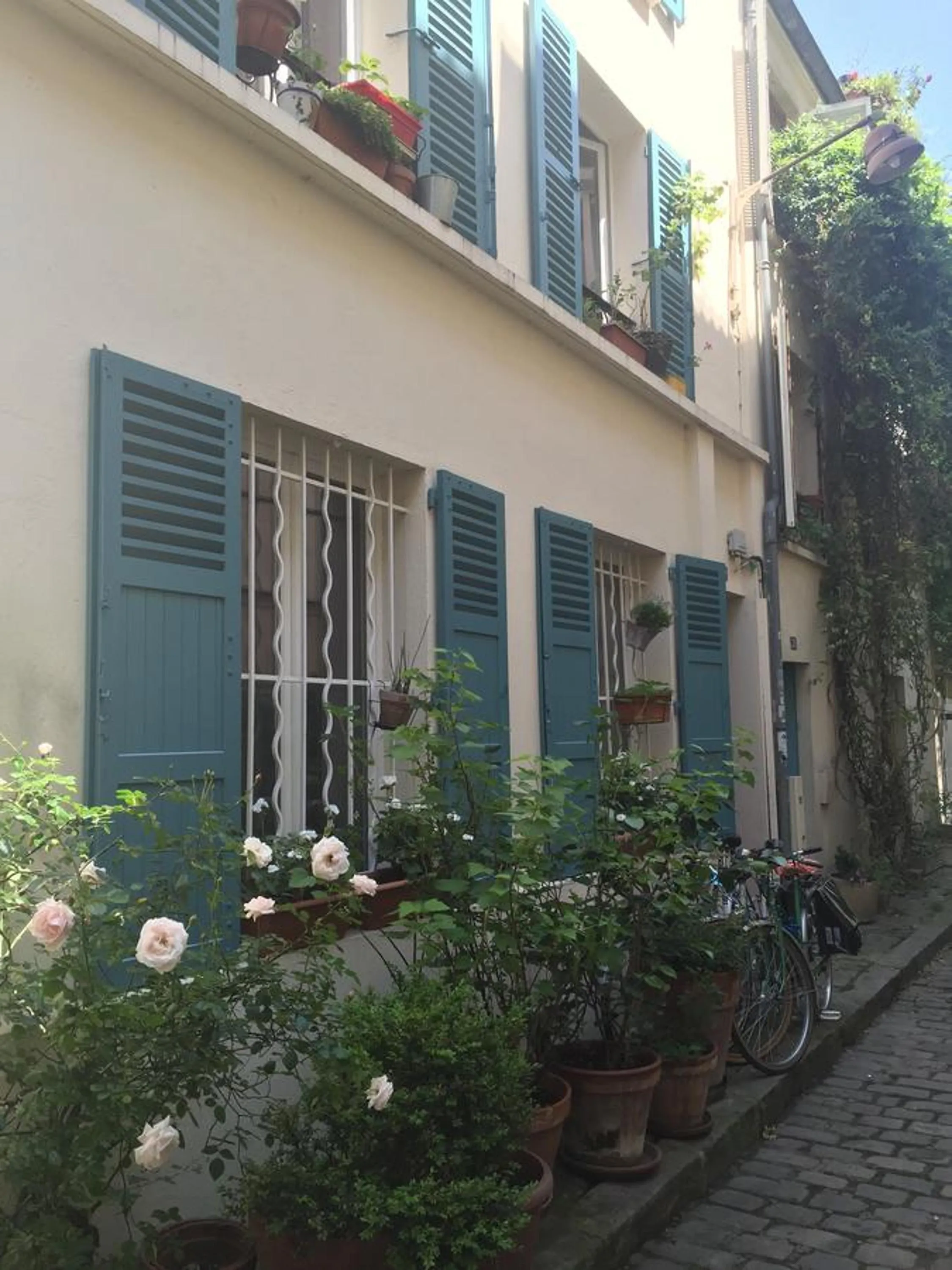 Other in Apollon Montparnasse