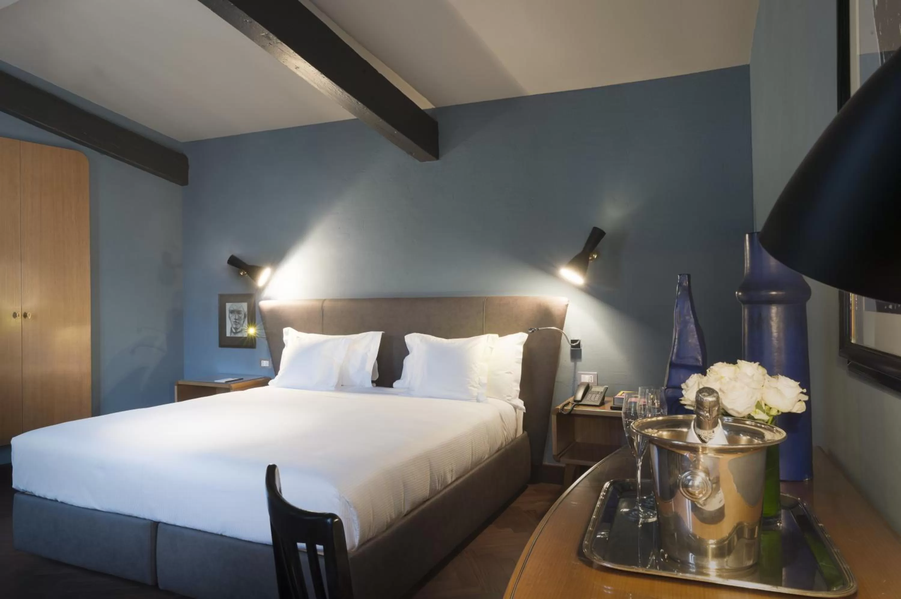 Bedroom, Bed in Hotel Garibaldi Blu - WTB Hotels