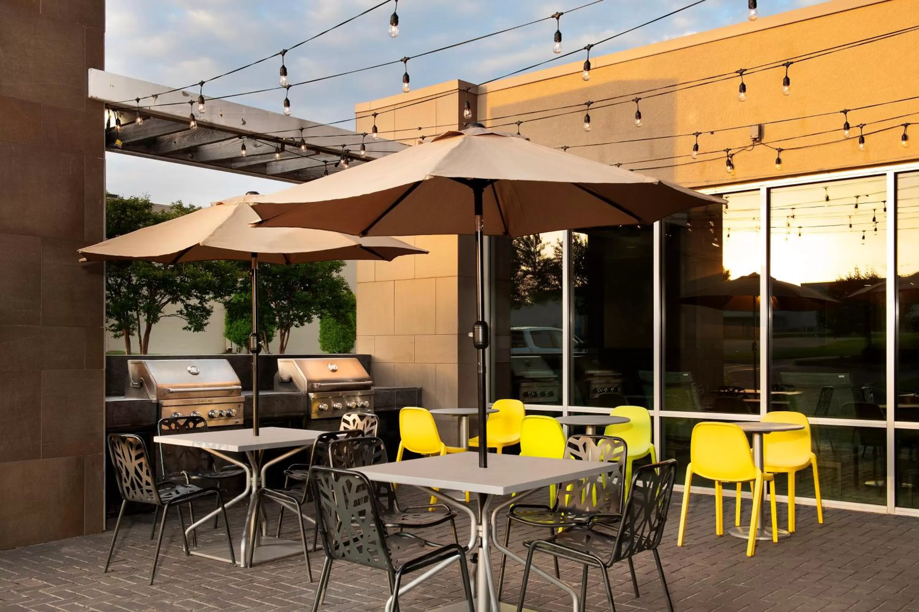 Patio in Home2 Suites by Hilton - Memphis/Southaven