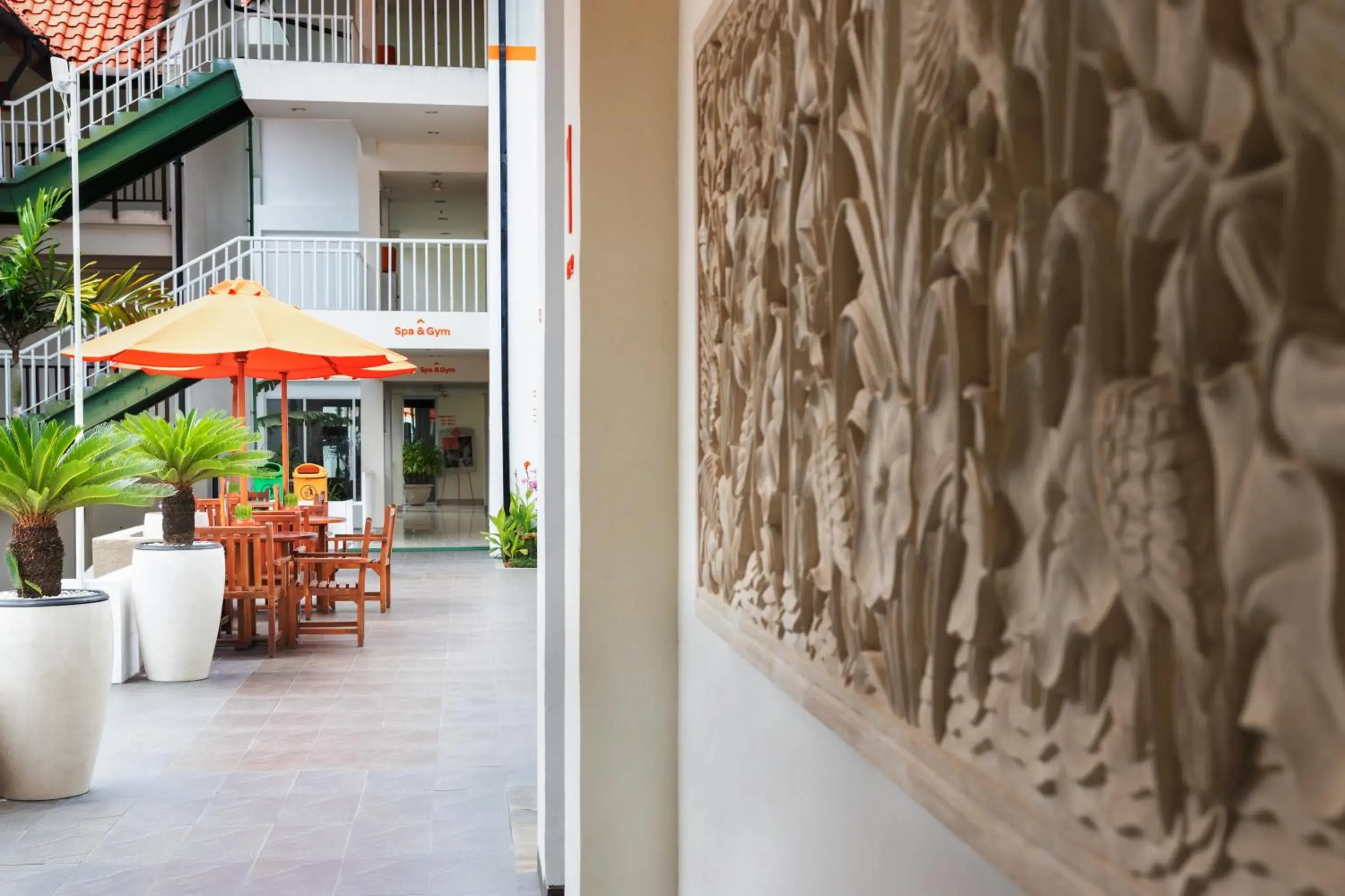 Property building in HARRIS Hotel Kuta Tuban Bali Property building in HARRIS Hotel Kuta Tuban Bali