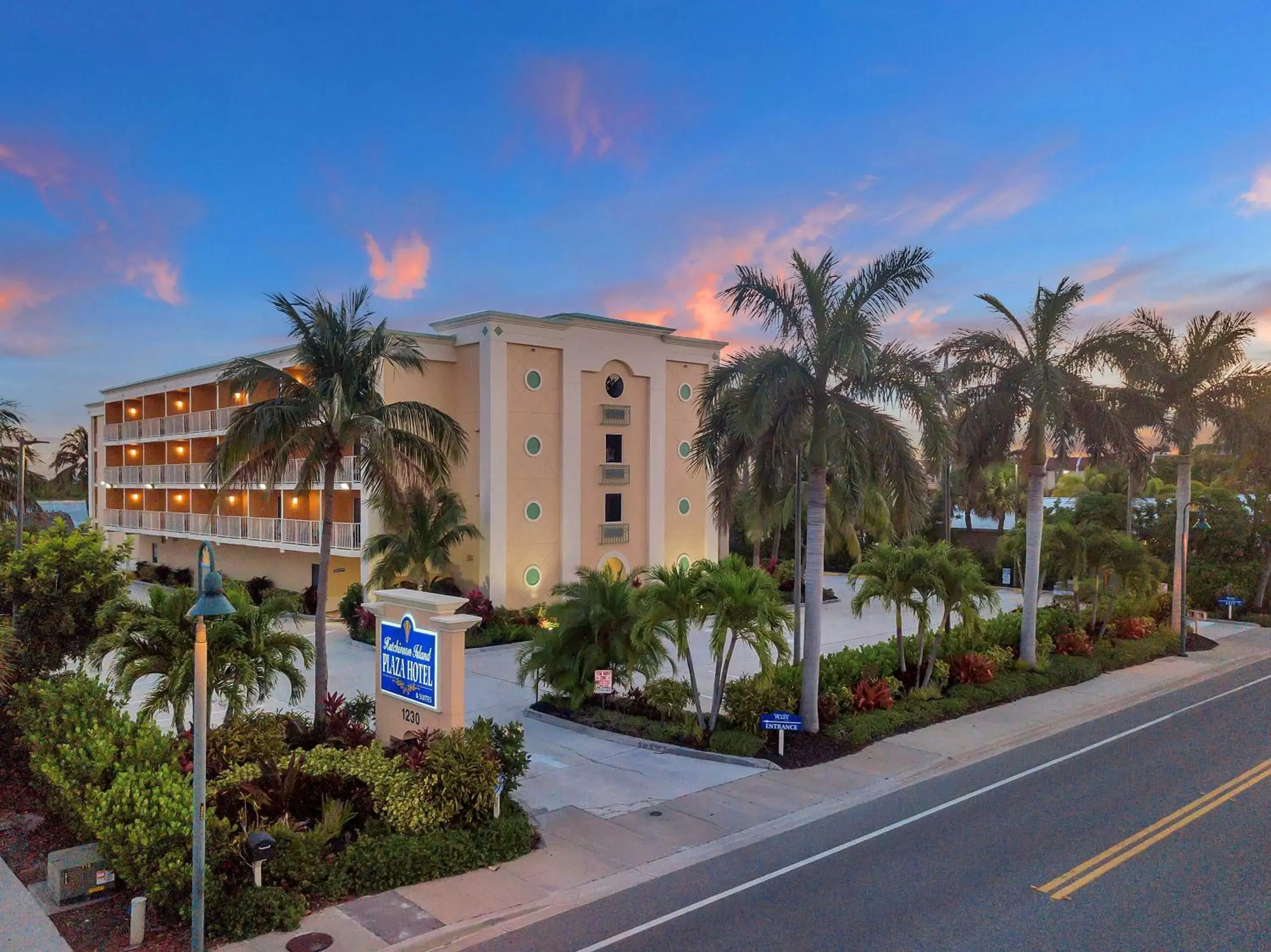 Property Building in Hutchinson Island Plaza Hotel & Suites