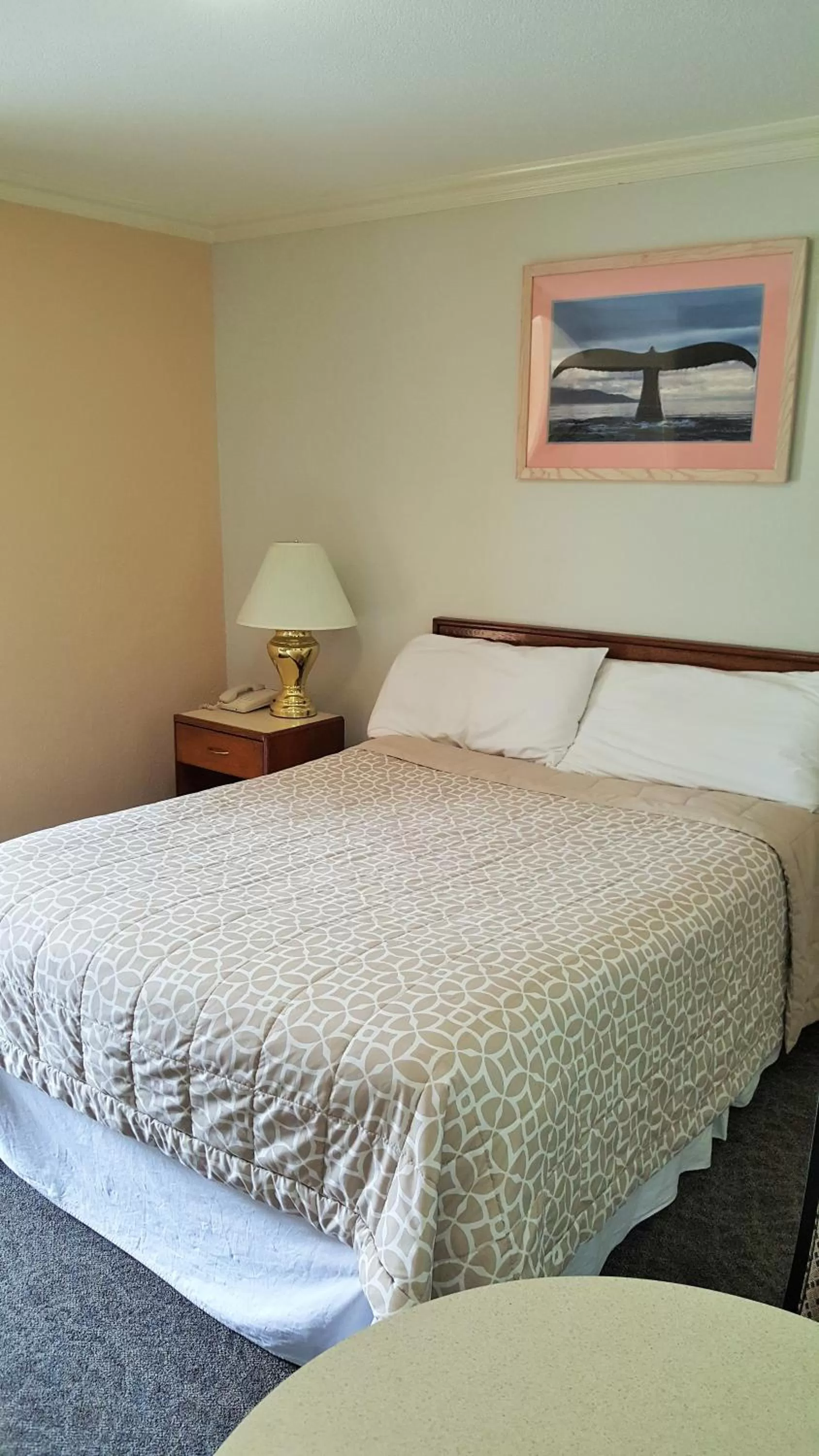 Bed in Merrill Field Inn