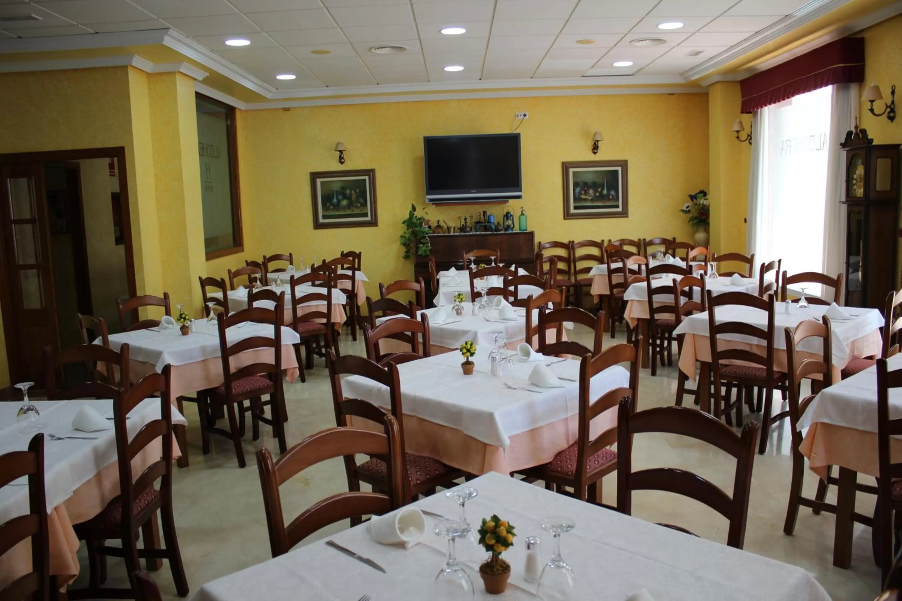 Living room, Restaurant/Places to Eat in Hotel Albohera