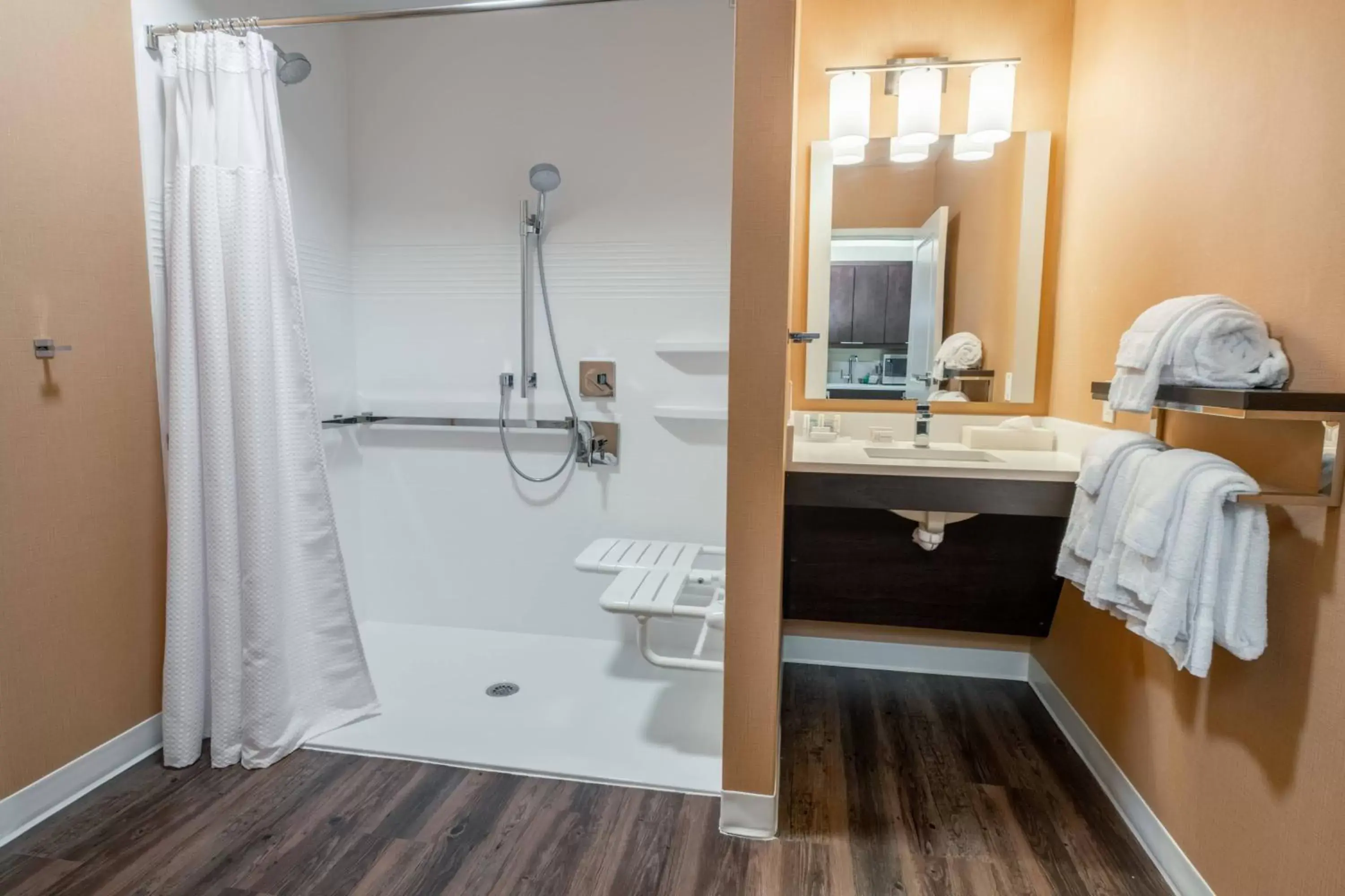 Bathroom in TownePlace Suites by Marriott Toledo Oregon