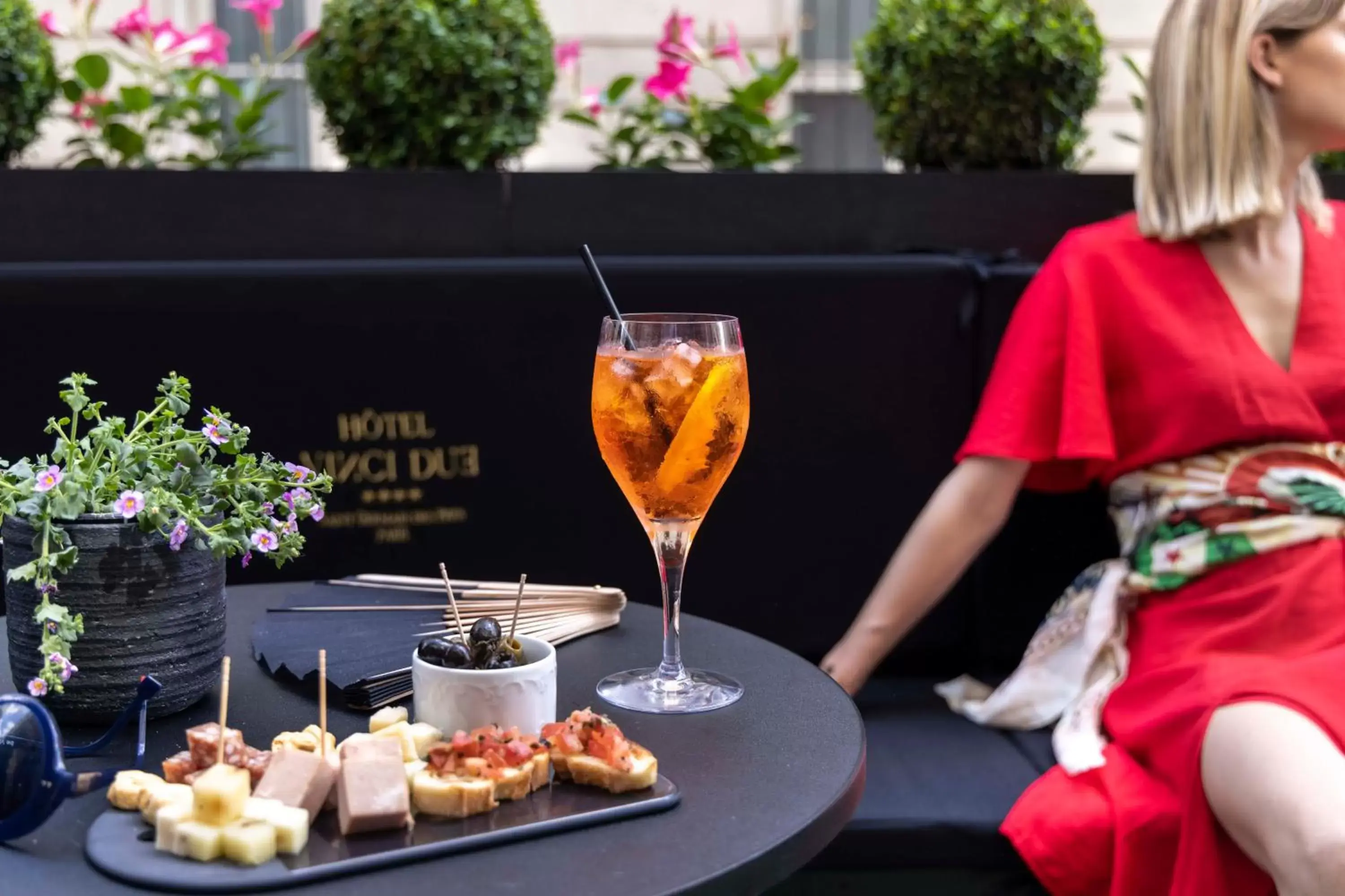 Food and drinks in Hôtel Vinci Due & Spa