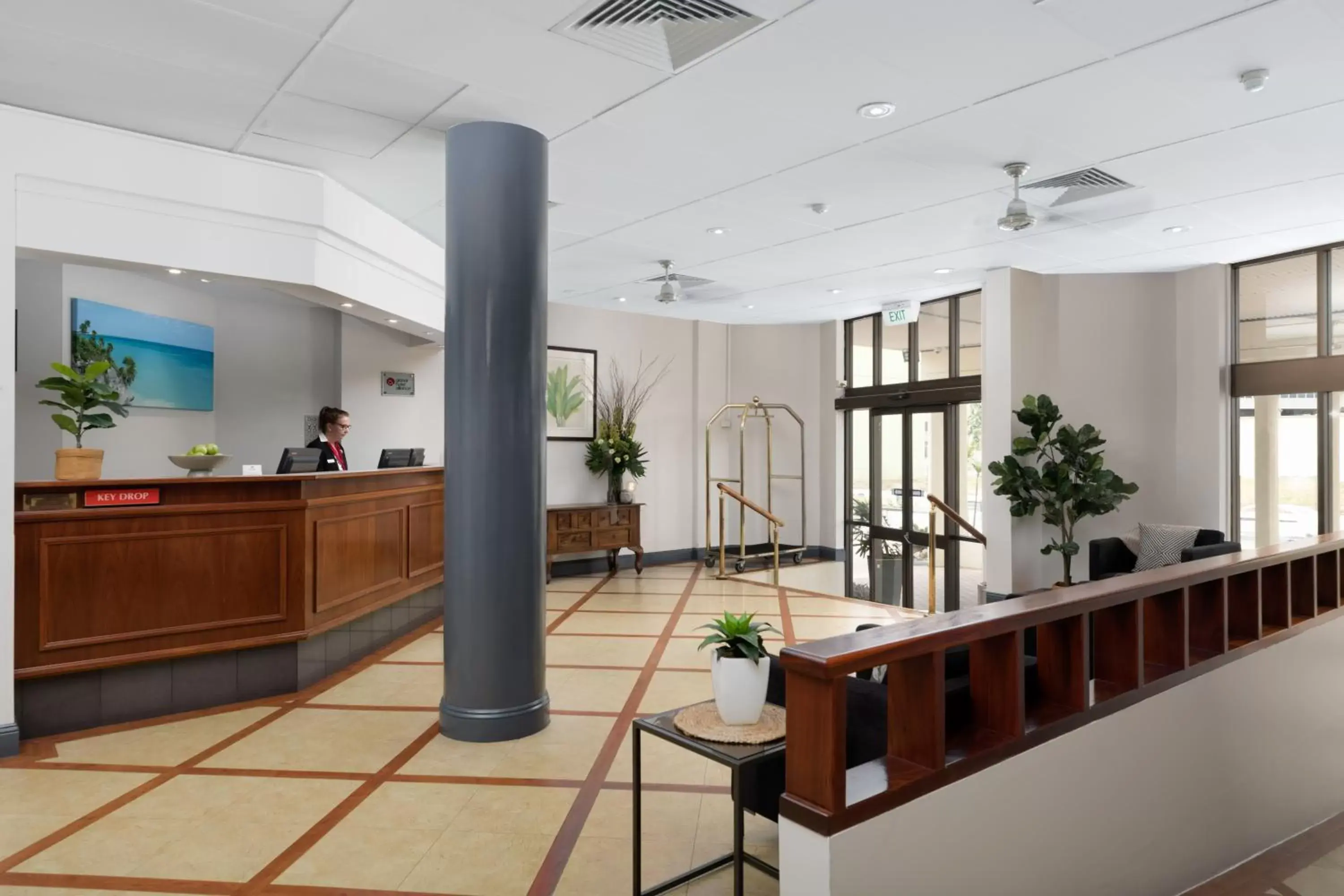 Staff, Lobby/Reception in Townsville Southbank Apartments
