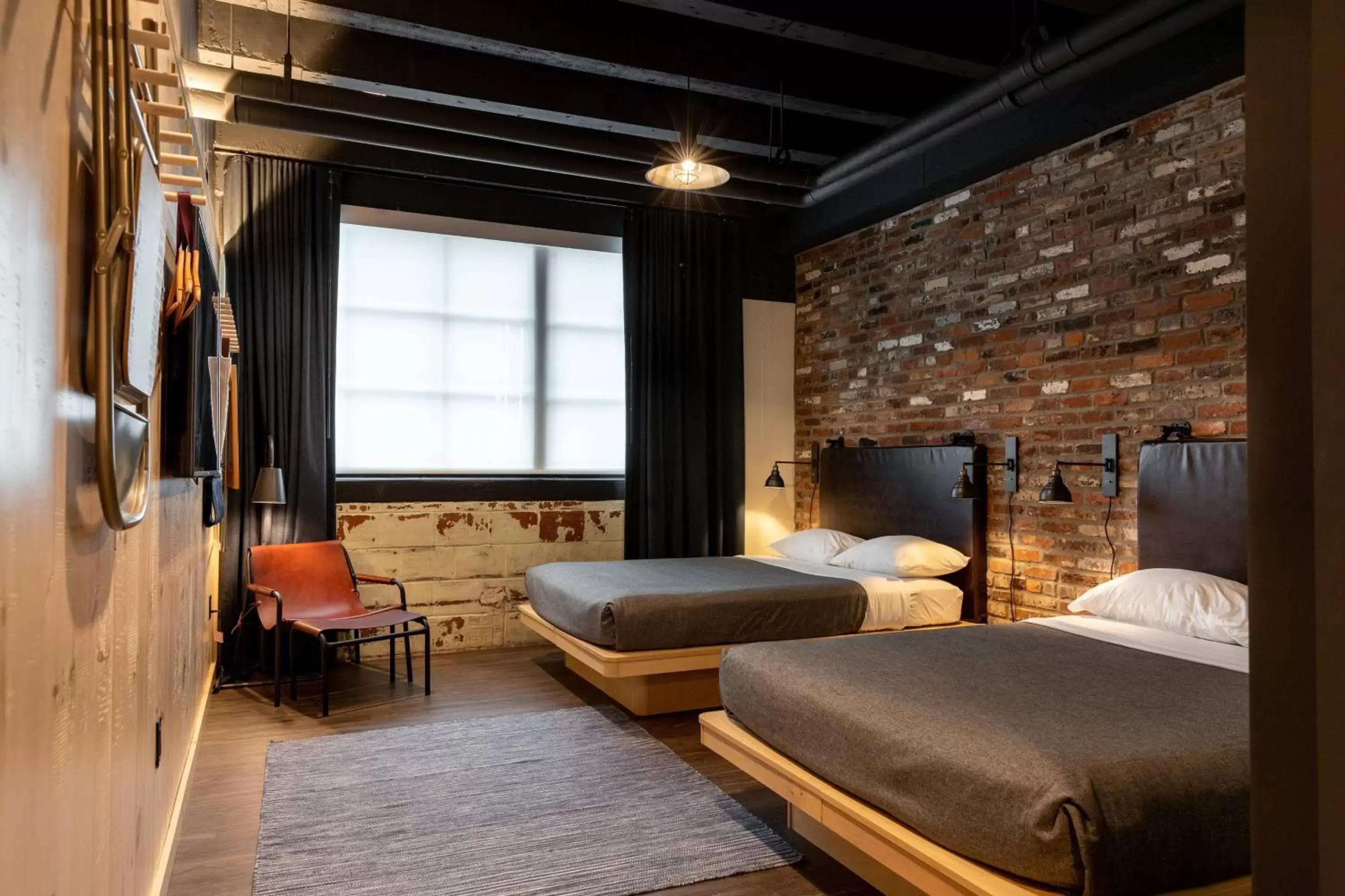 Photo of the whole room, Bed in Moxy Nashville Downtown