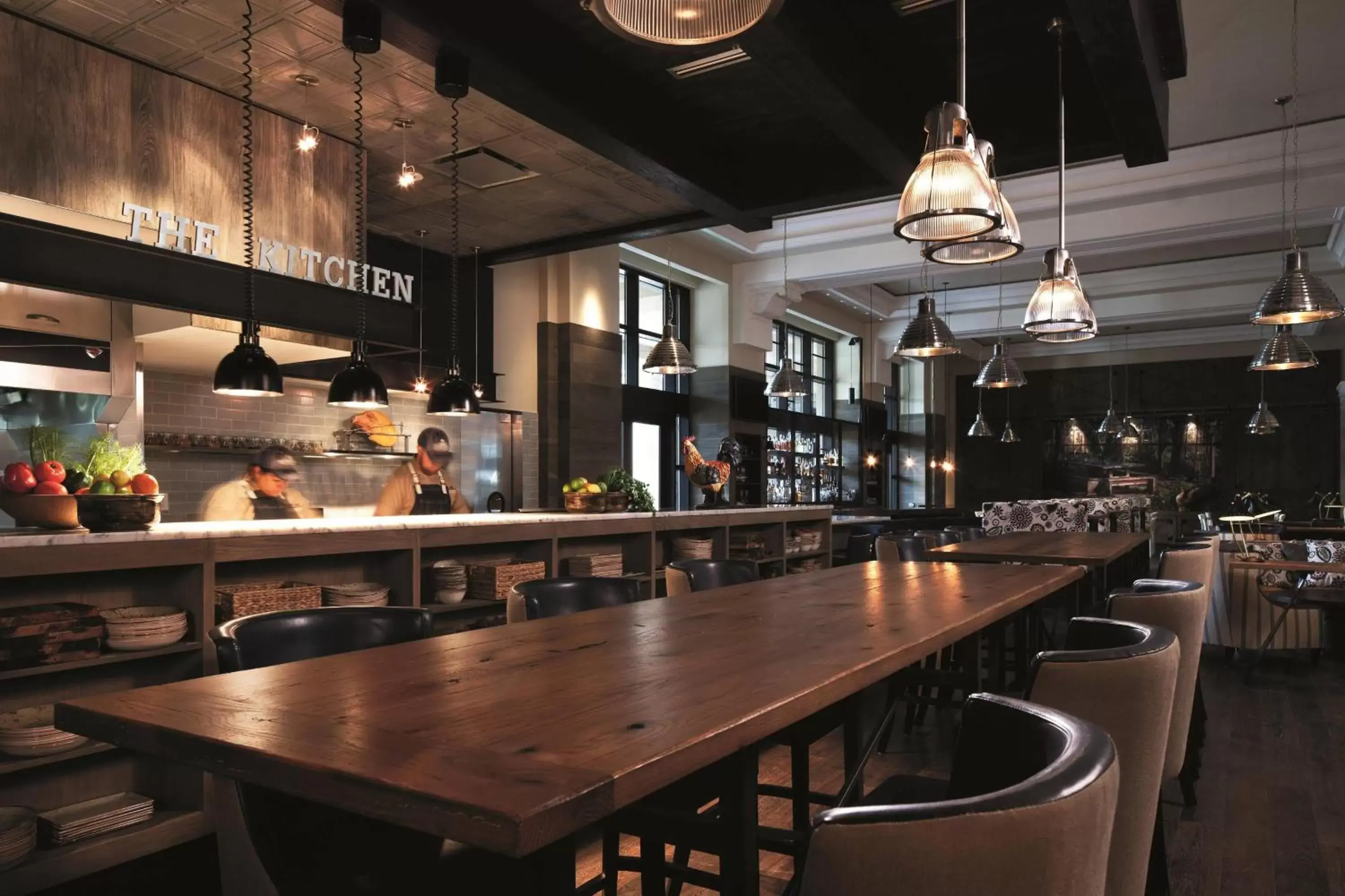 Kitchen or kitchenette, Lounge/Bar in JW Marriott Orlando Grande Lakes