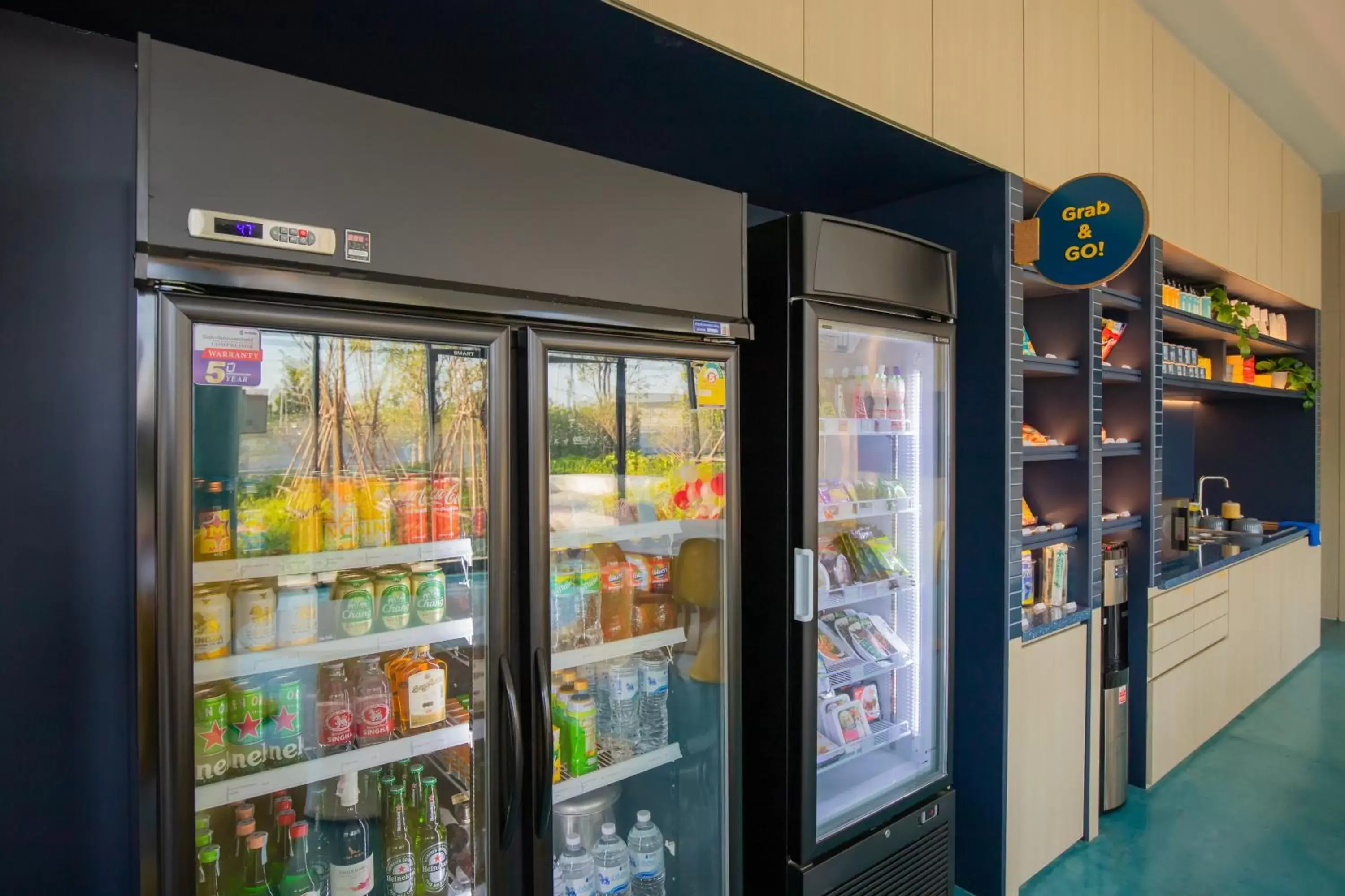 Restaurant/places to eat in GO Hotel Bowin at Robinson Lifestyle Bowin Restaurant/places to eat in GO Hotel Bowin at Robinson Lifestyle Bowin