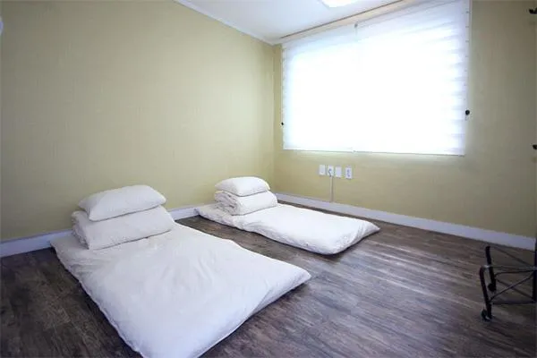 Bed in Crib 49 Guesthouse - Foreigner only