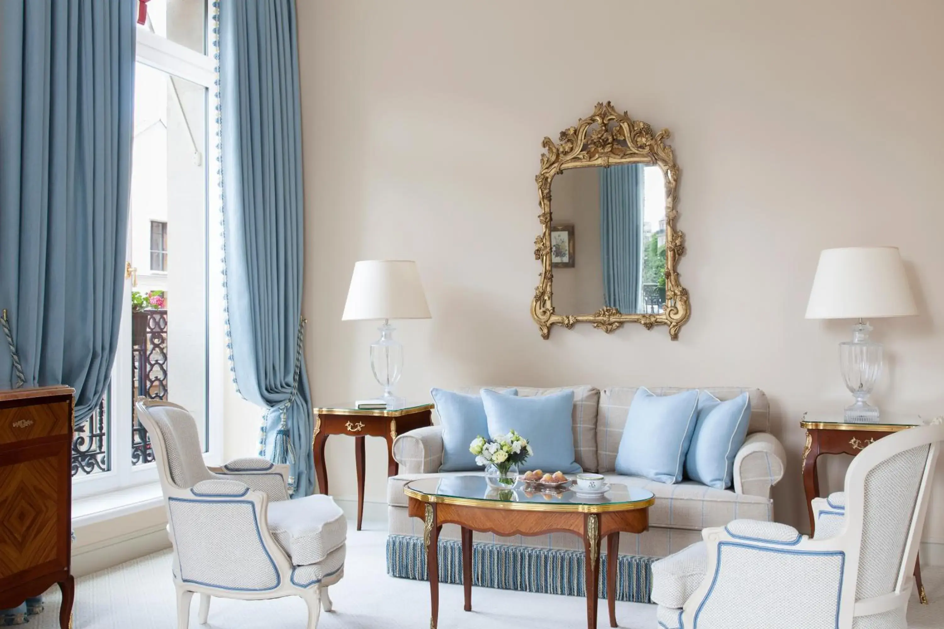 Living room, Seating Area in Le Bristol Paris - an Oetker Collection Hotel
