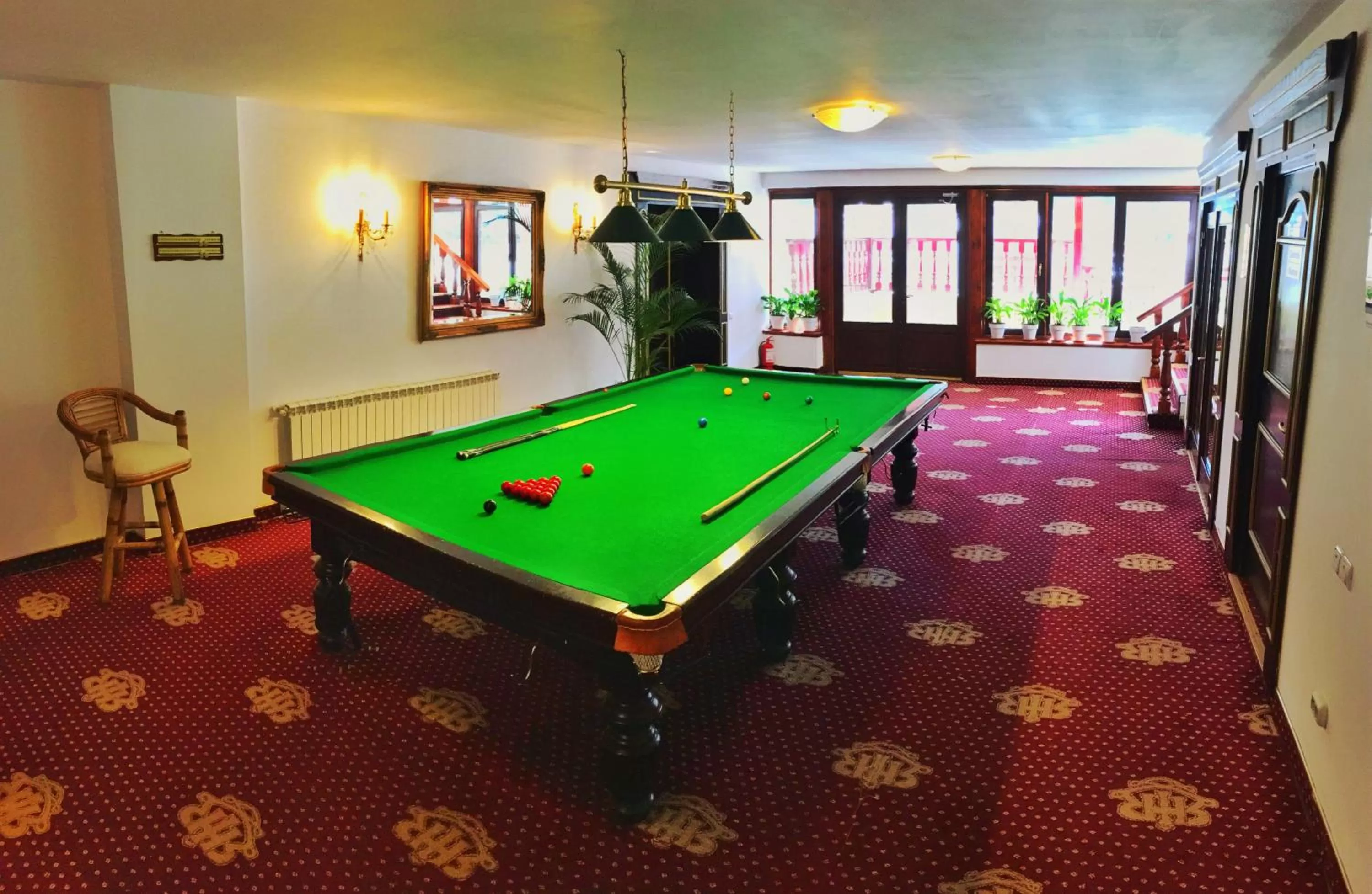 Billiard in Aurelius Imparatul Romanilor Hotel & SPA